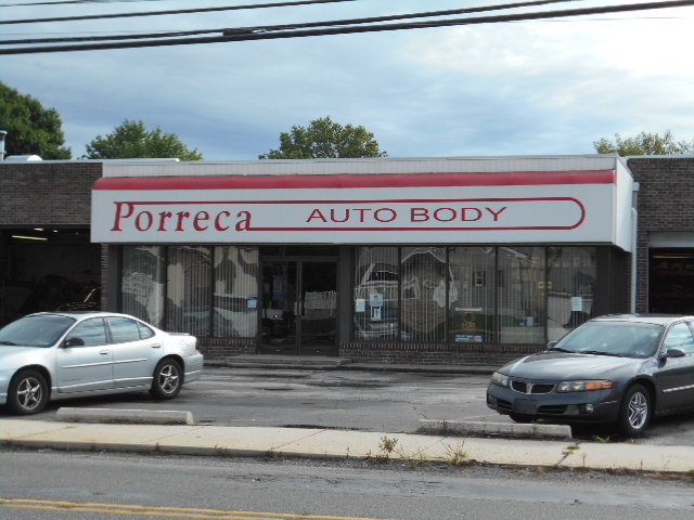Porreca Auto Body gallery 1