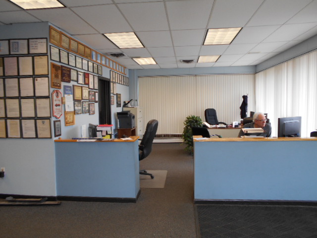 Porreca Auto Body gallery 5