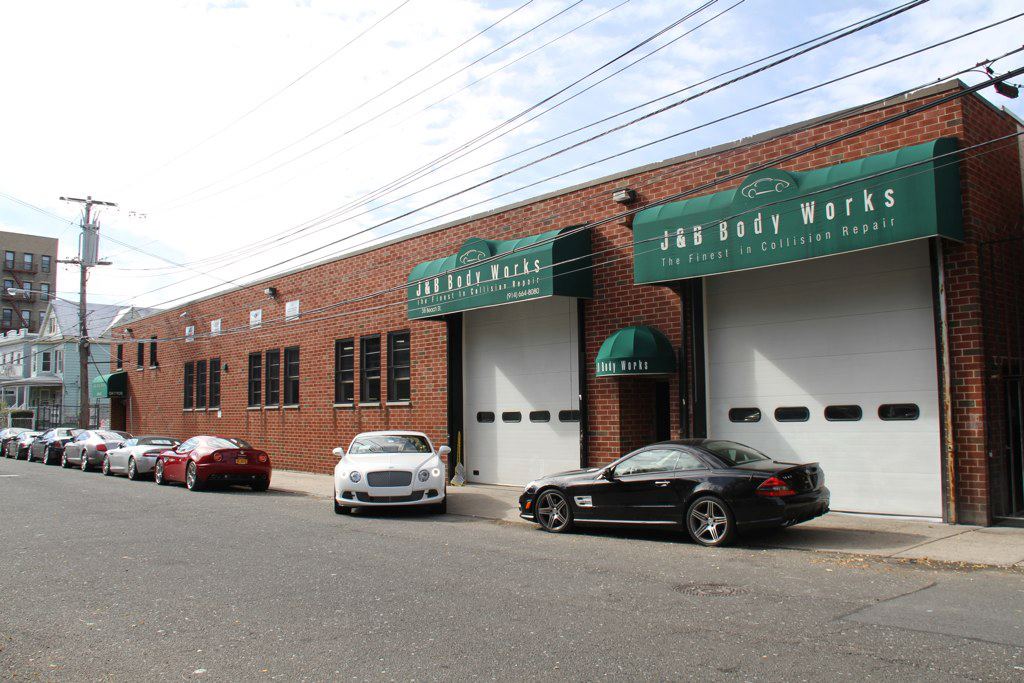 J & B Body Works gallery 1
