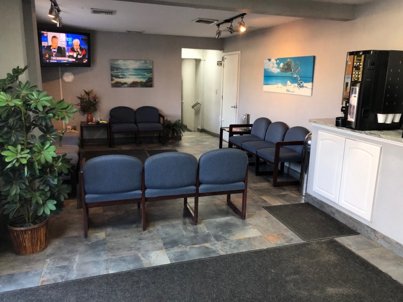 Mizzoni's Auto Body, Inc. gallery 3