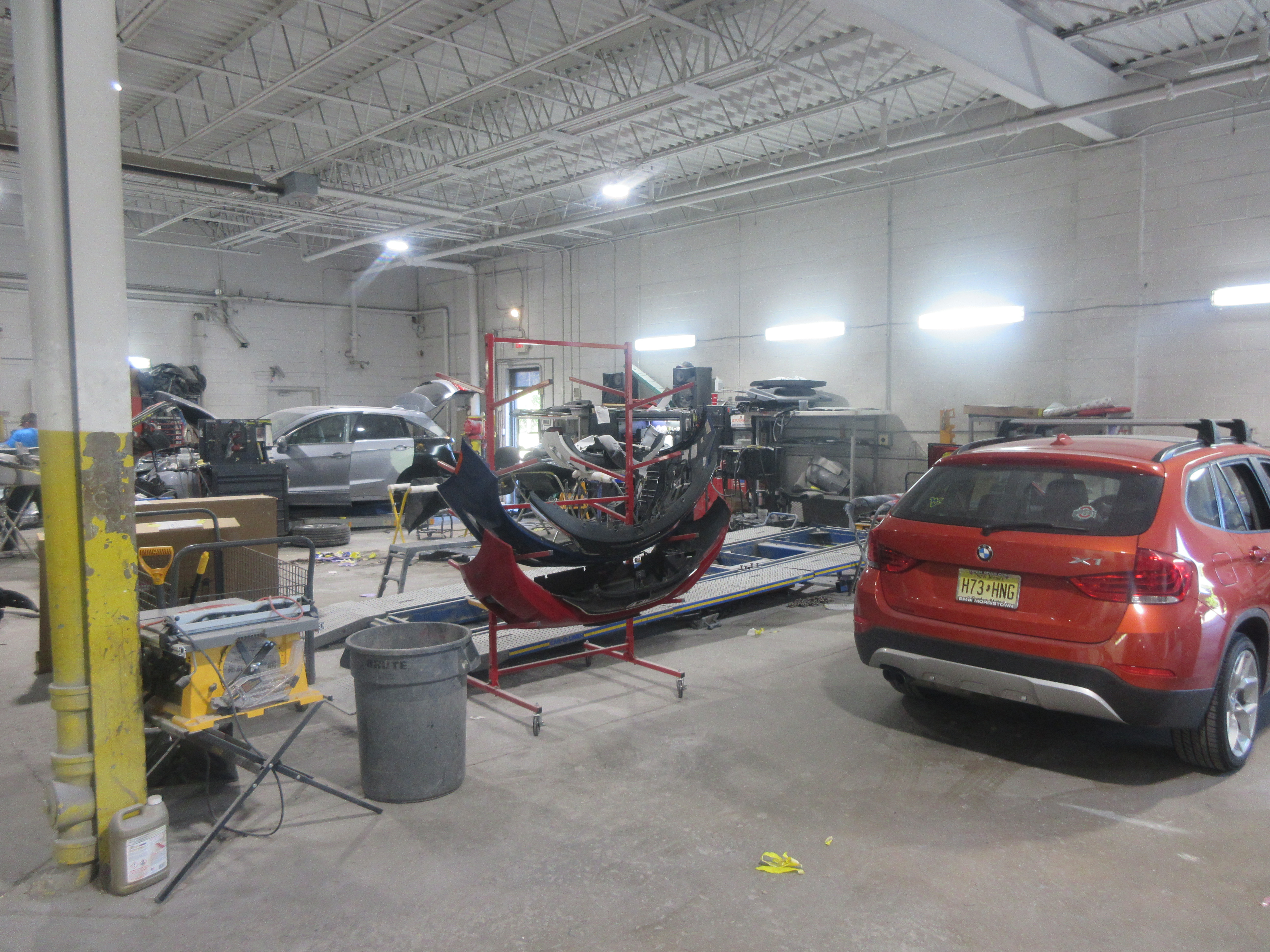 Chandlers Collision Center gallery 7