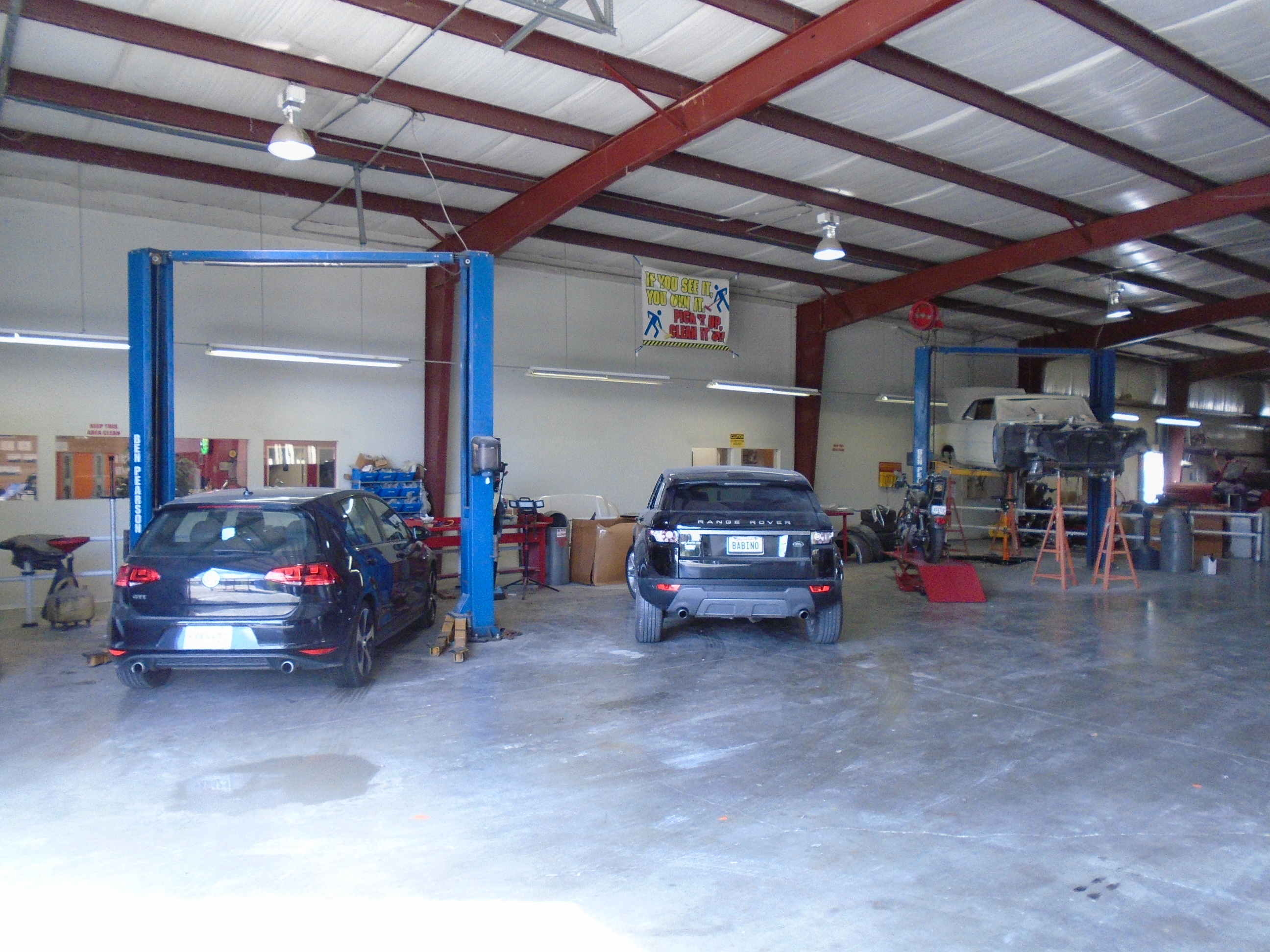 Landry's Collision Center gallery 3