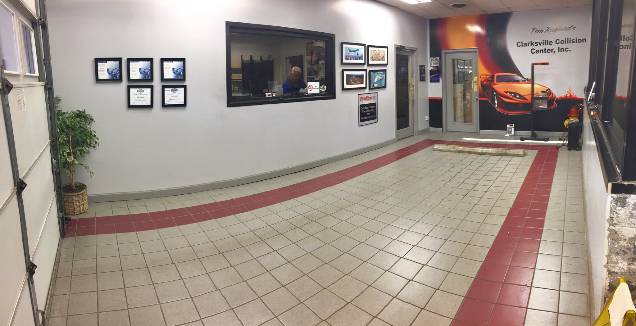 Clarksville Collision Center, Inc gallery 4