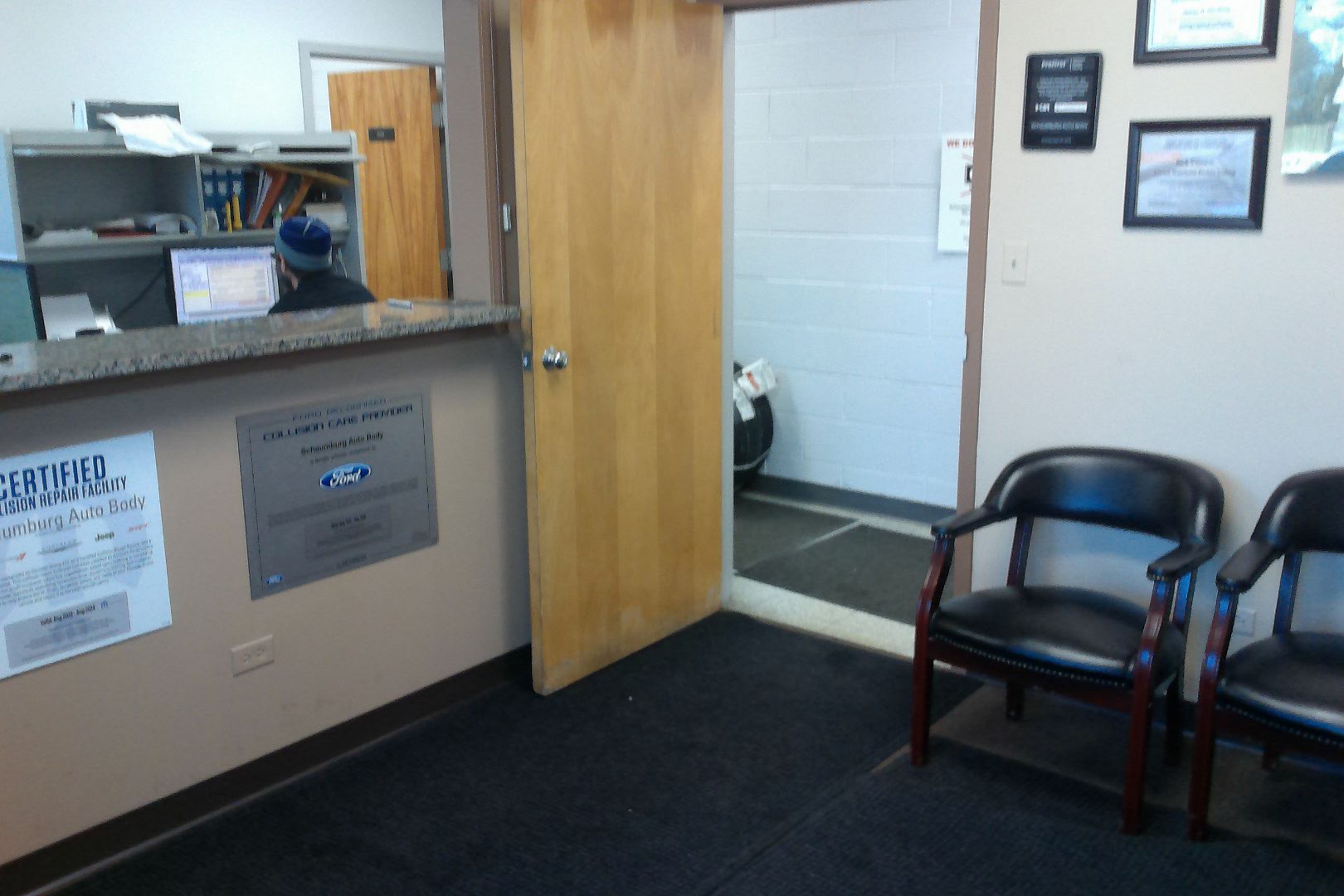 Schaumburg Auto Body, Inc gallery 2