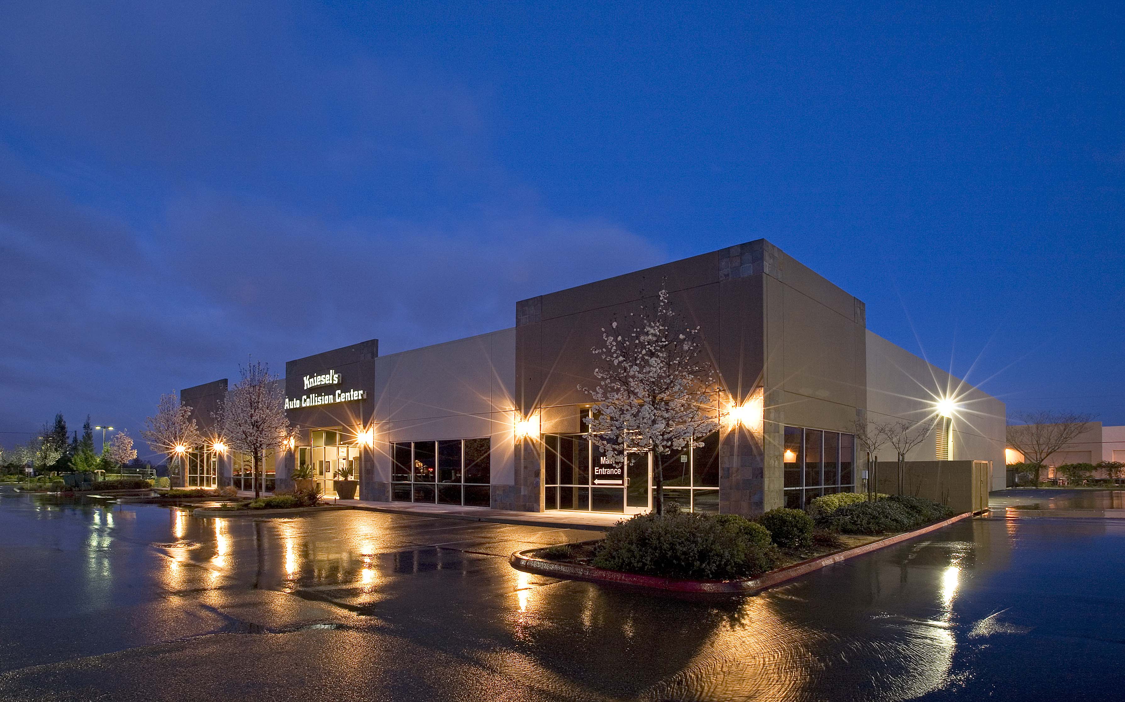 Kniesel's Collision Center of Rocklin gallery 1
