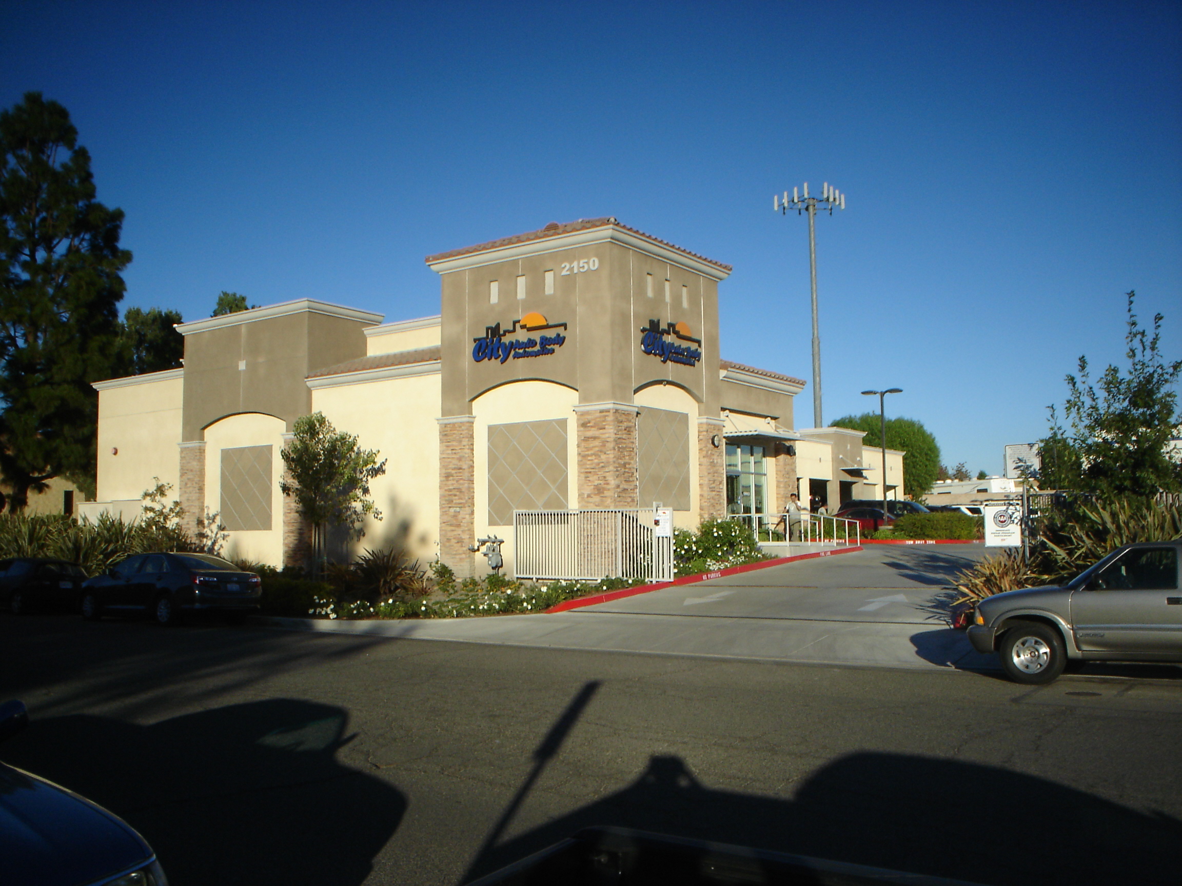 CARSTAR City Auto Body gallery 1