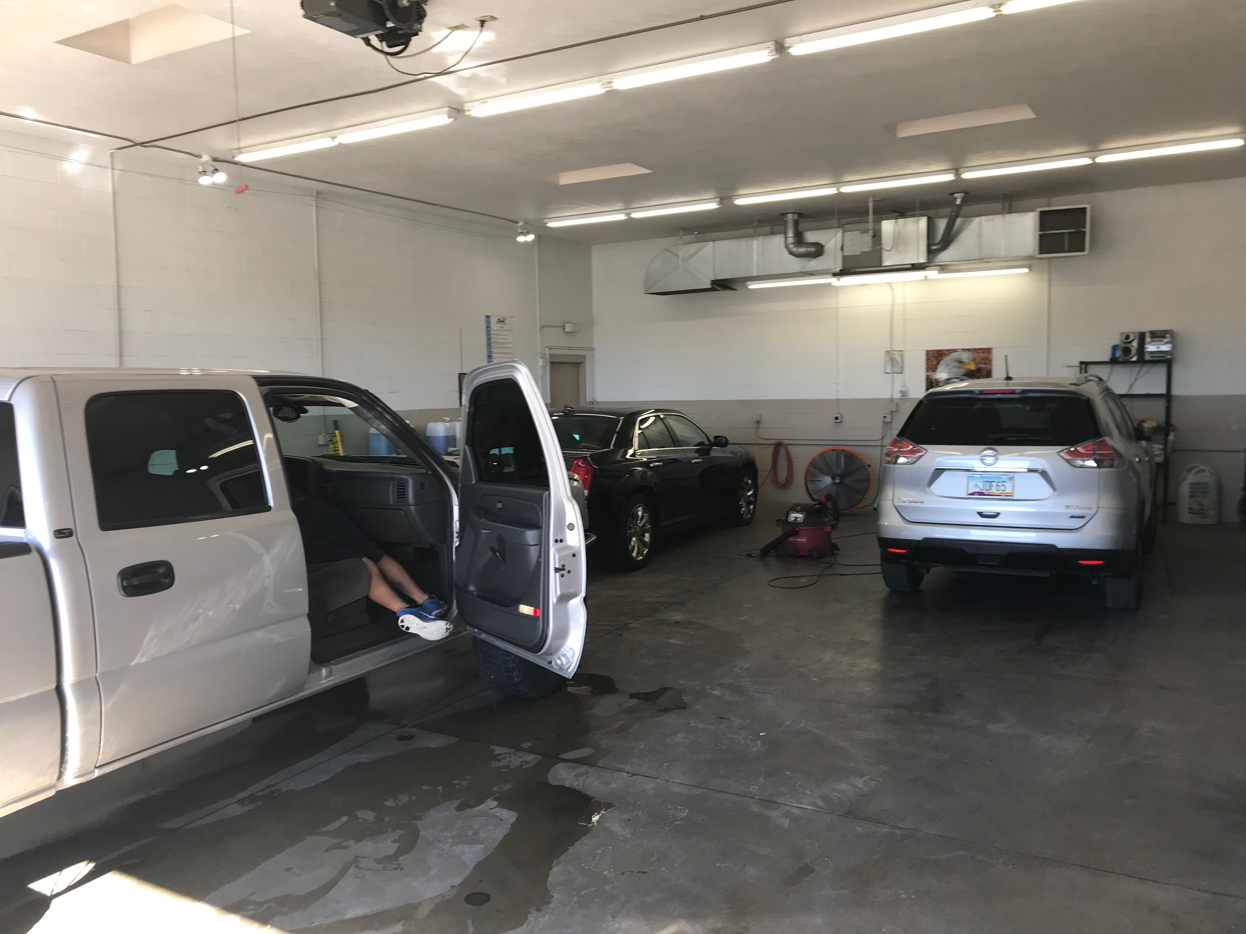 Beal's Auto Body and Paint gallery 2