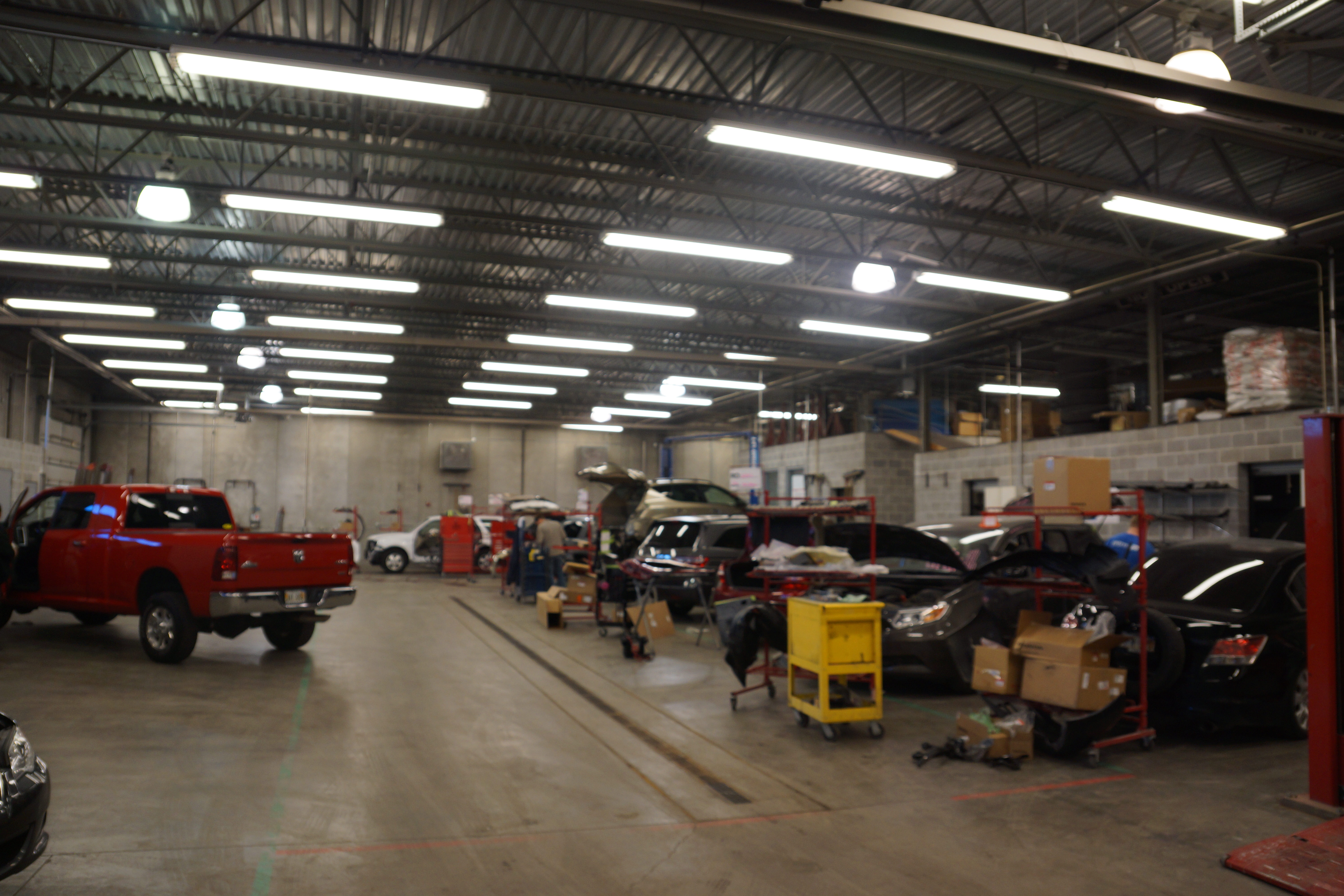 B Street Collision Centers, Inc. gallery 3