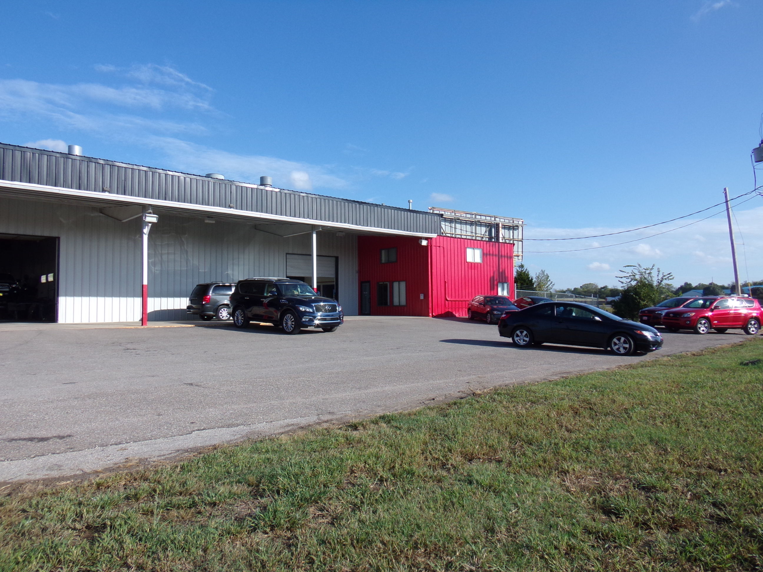 Eddy's Body Shop gallery 1
