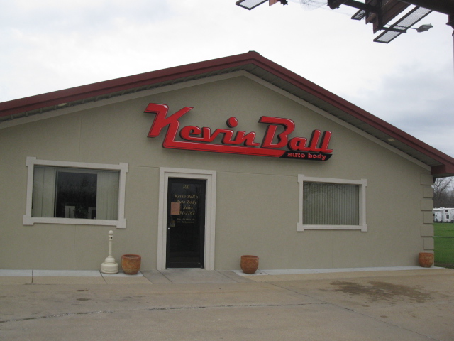 Kevin Ball Auto Body  Sales gallery 1