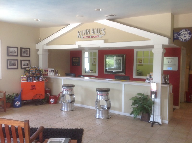Kevin Ball Auto Body  Sales gallery 2