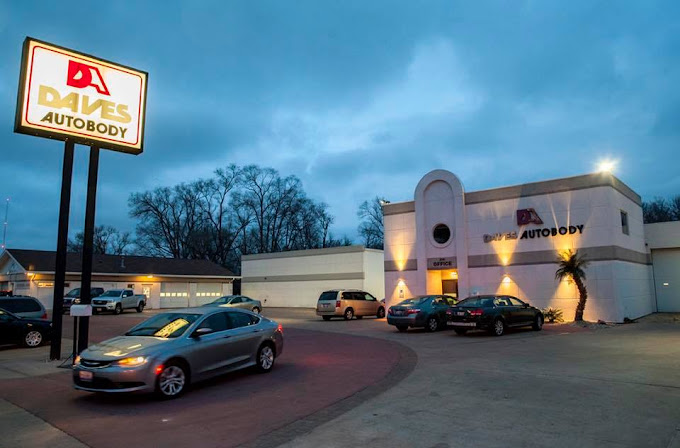 Daves Auto Body gallery 1