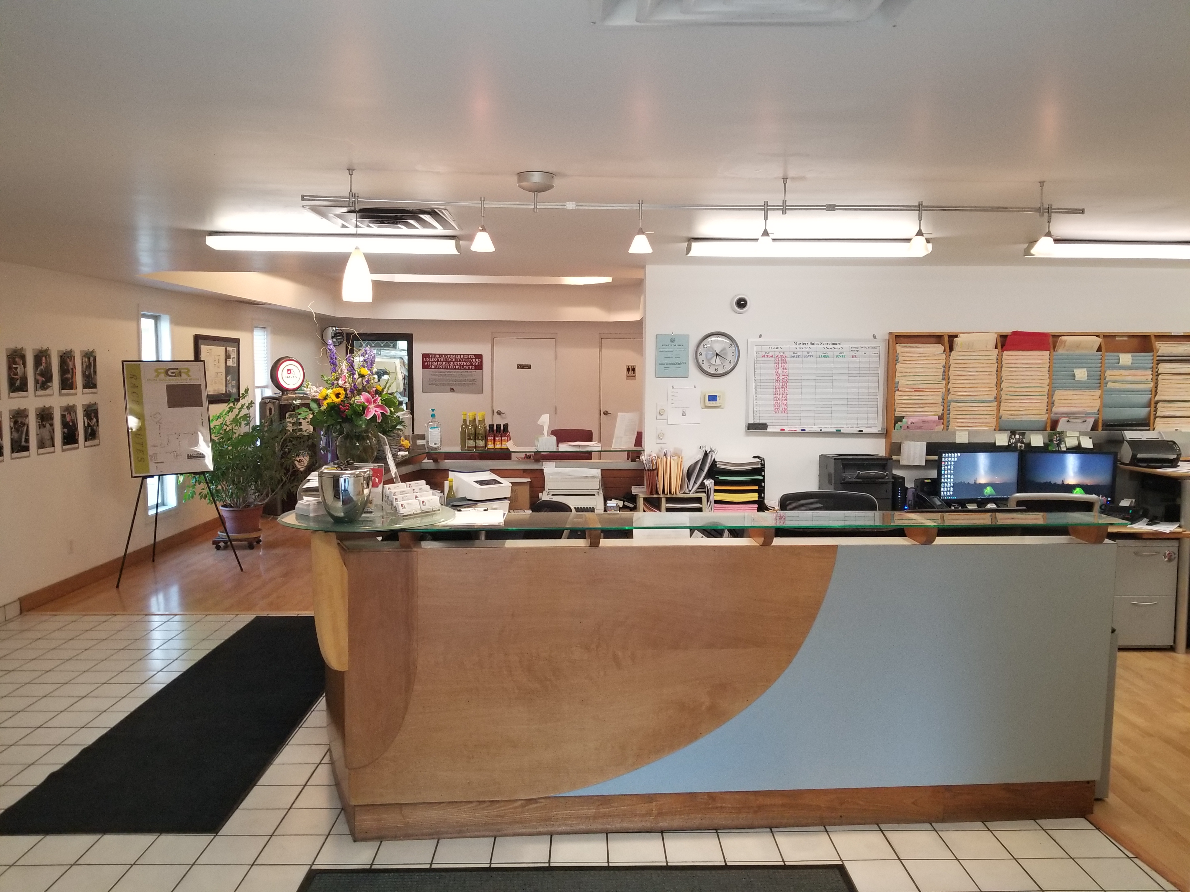Daves Auto Body gallery 2