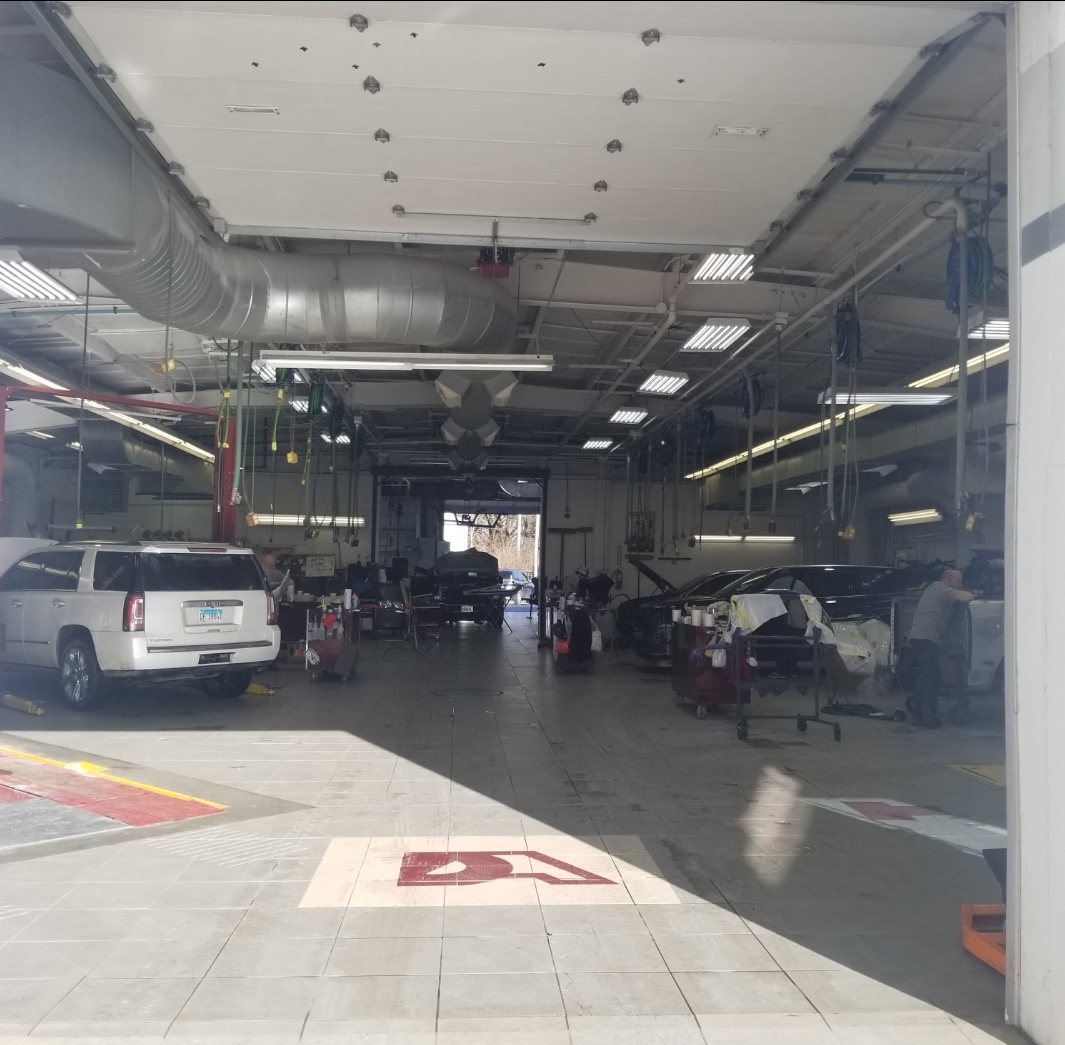 Daves Auto Body gallery 3