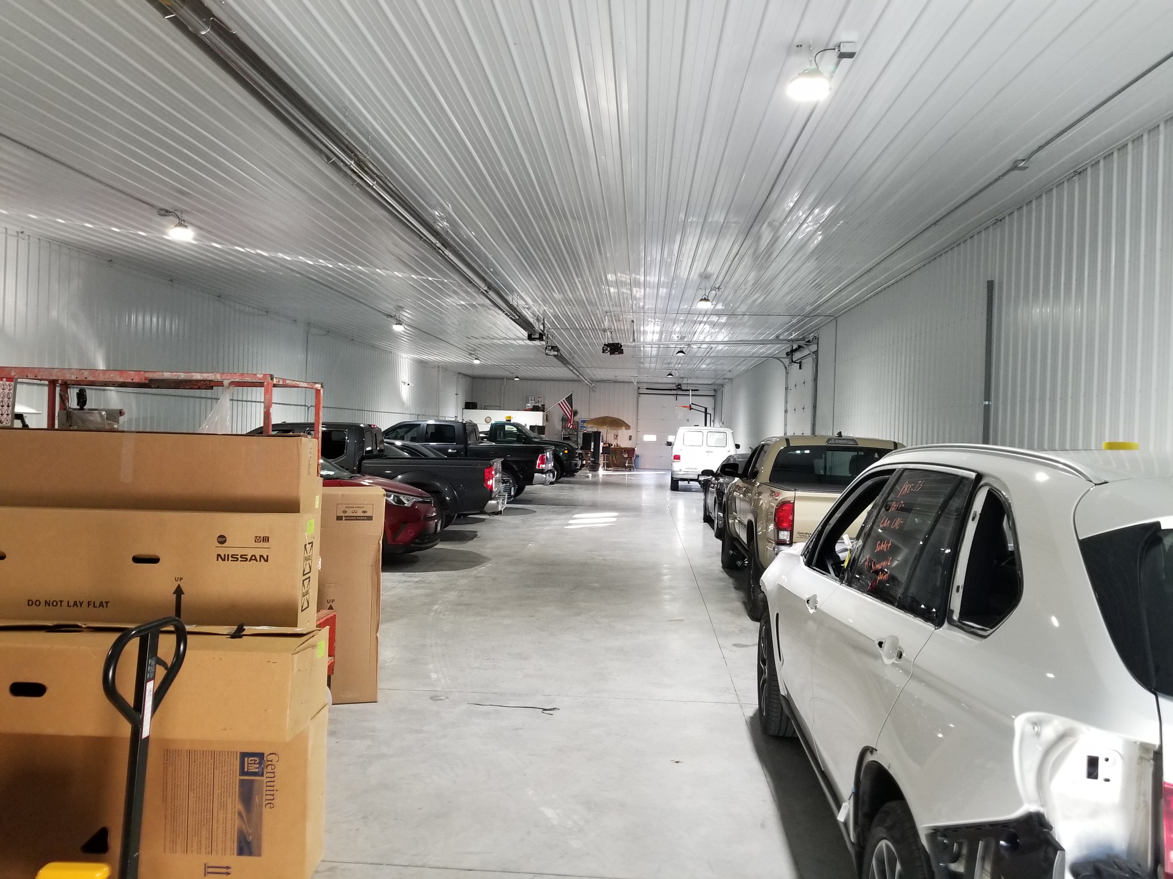 Daves Auto Body gallery 5
