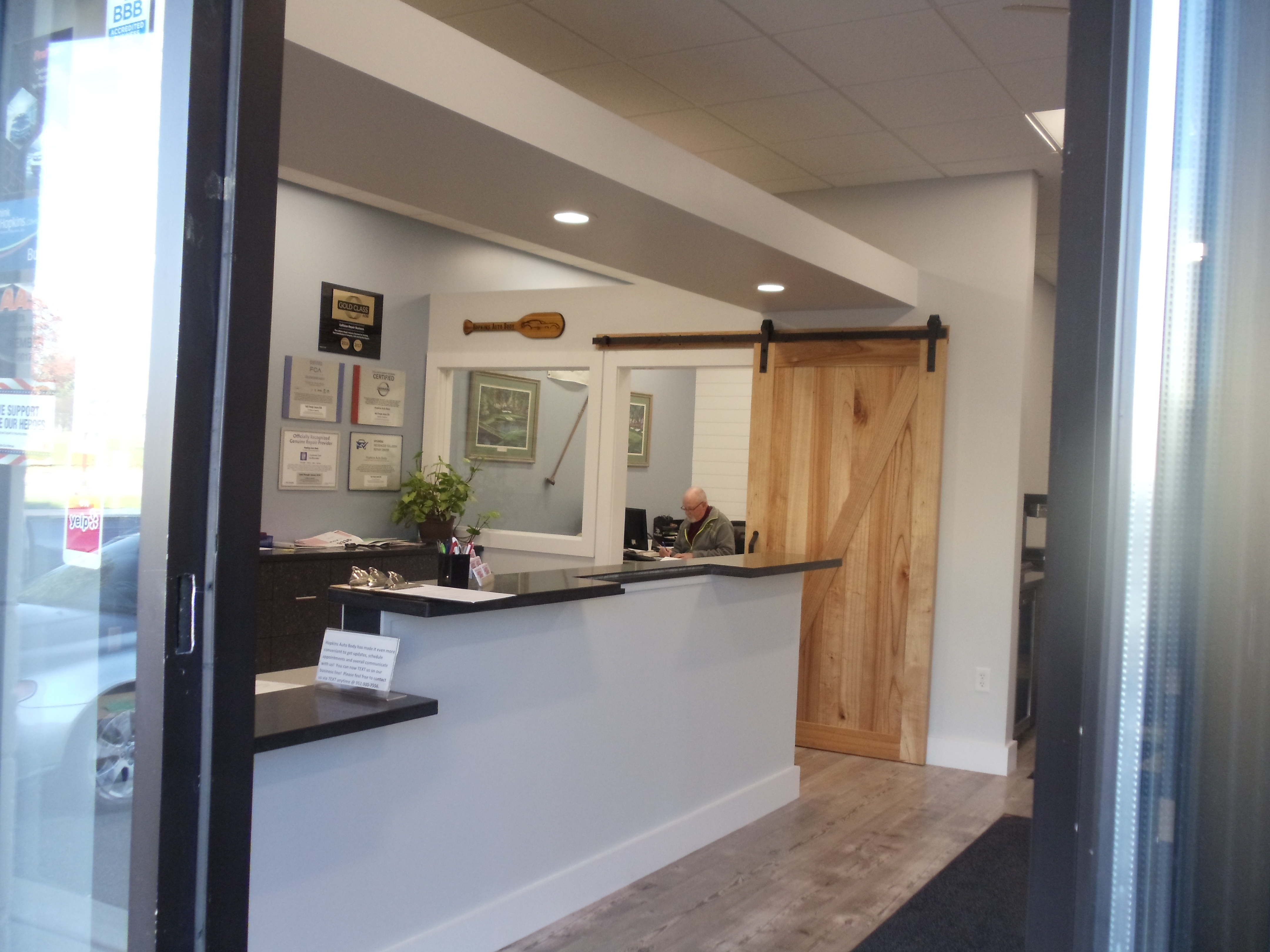 Hopkins Auto Body 1 gallery 3