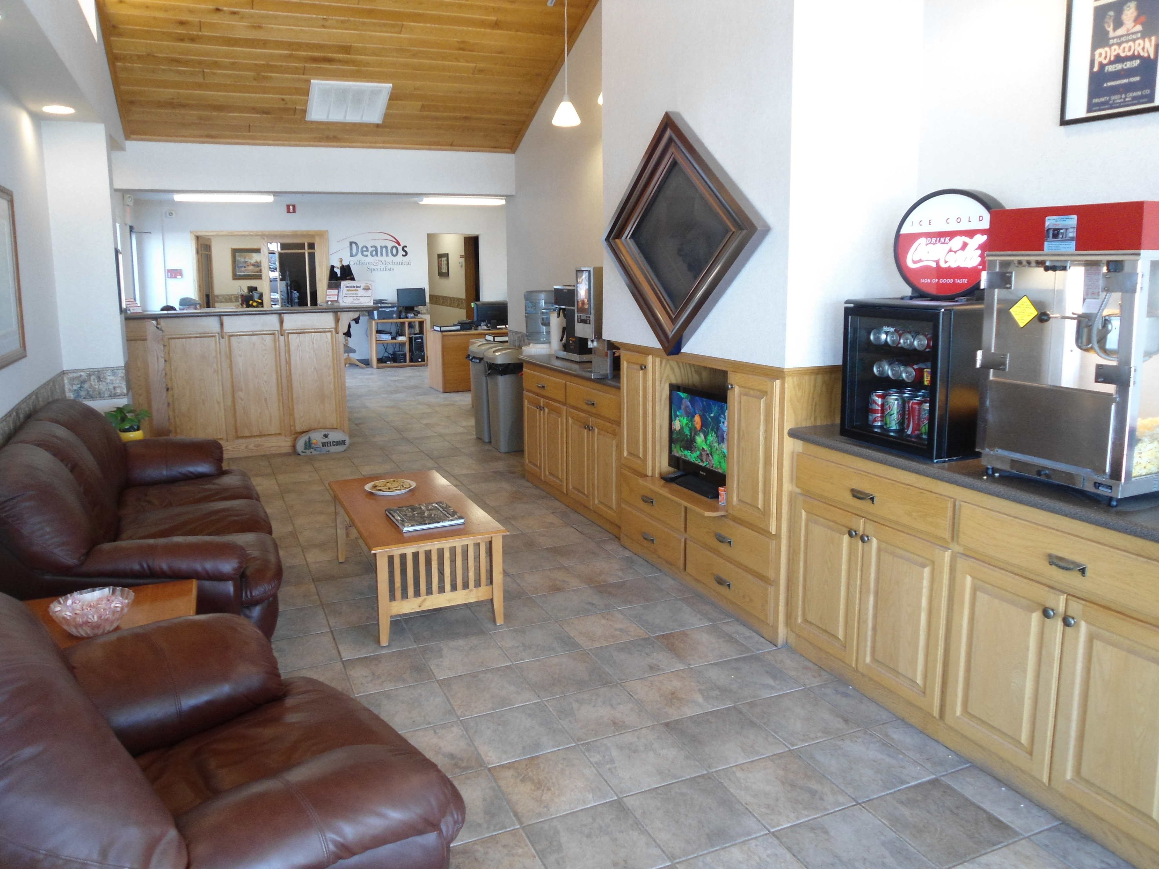 Deano's Collision & Mechanical Specialists gallery 2