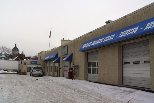 Bonfe's Collision Center gallery 6