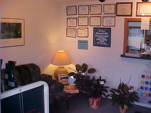 Ernie's Auto Body gallery 2