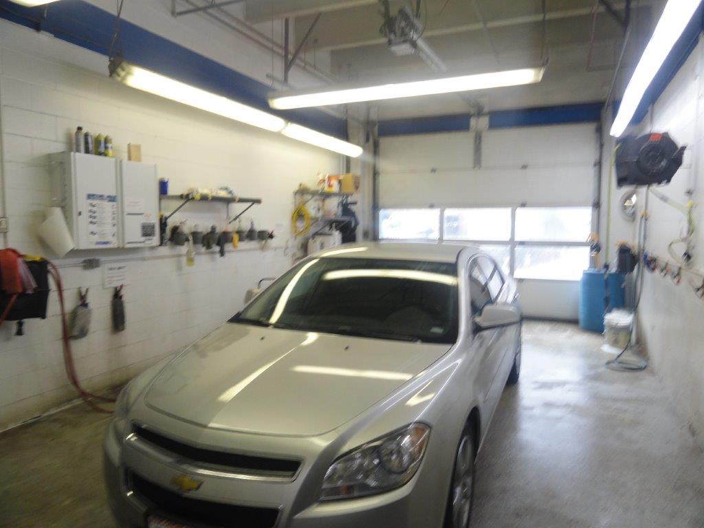 Trubilt Collision Center gallery 4