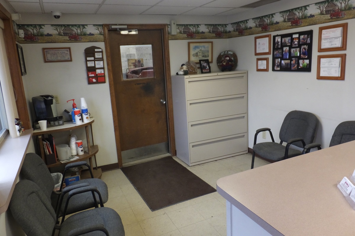Butler's Collision, Inc. gallery 2