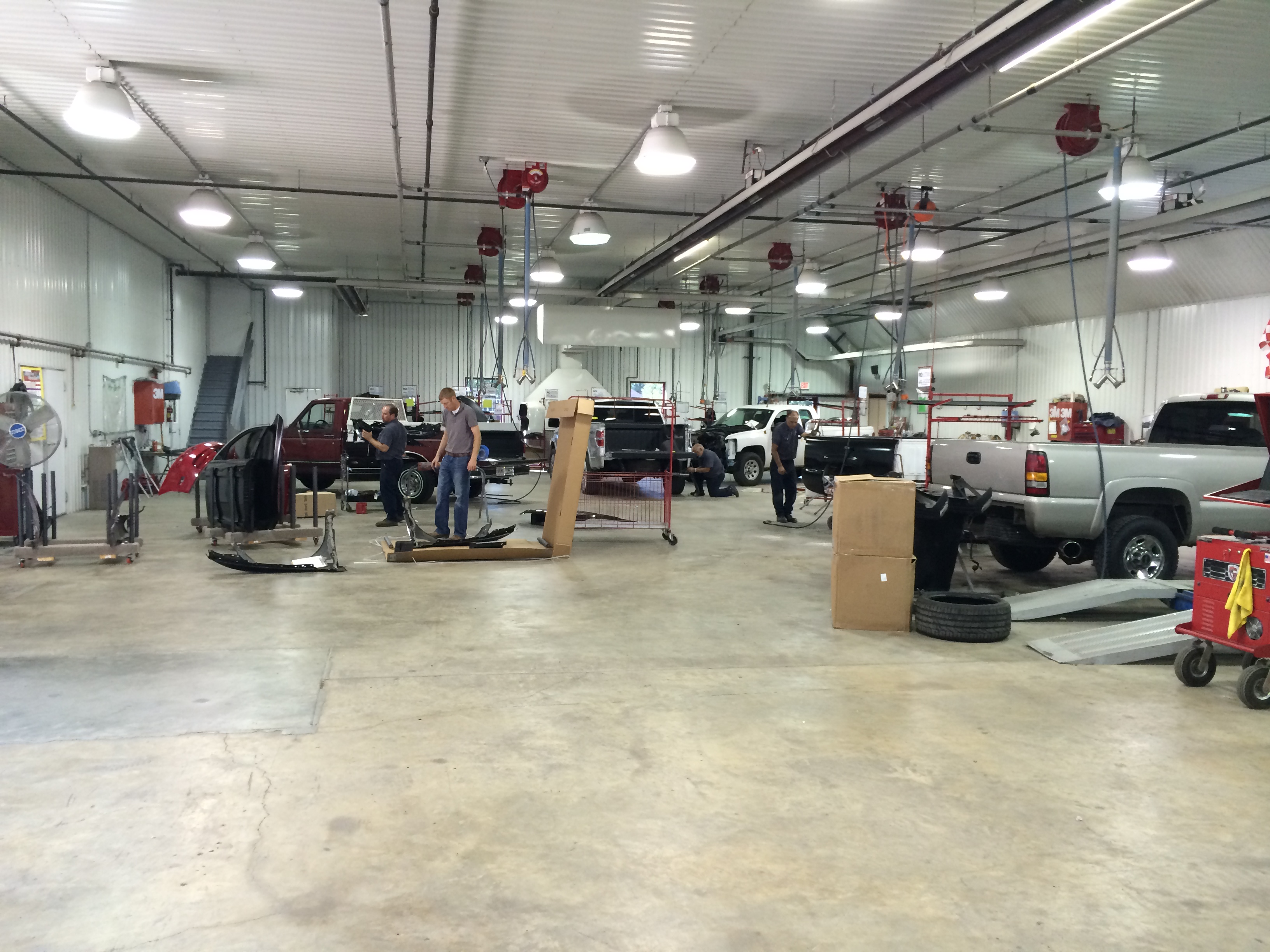 Martin's Body Shop Inc gallery 3