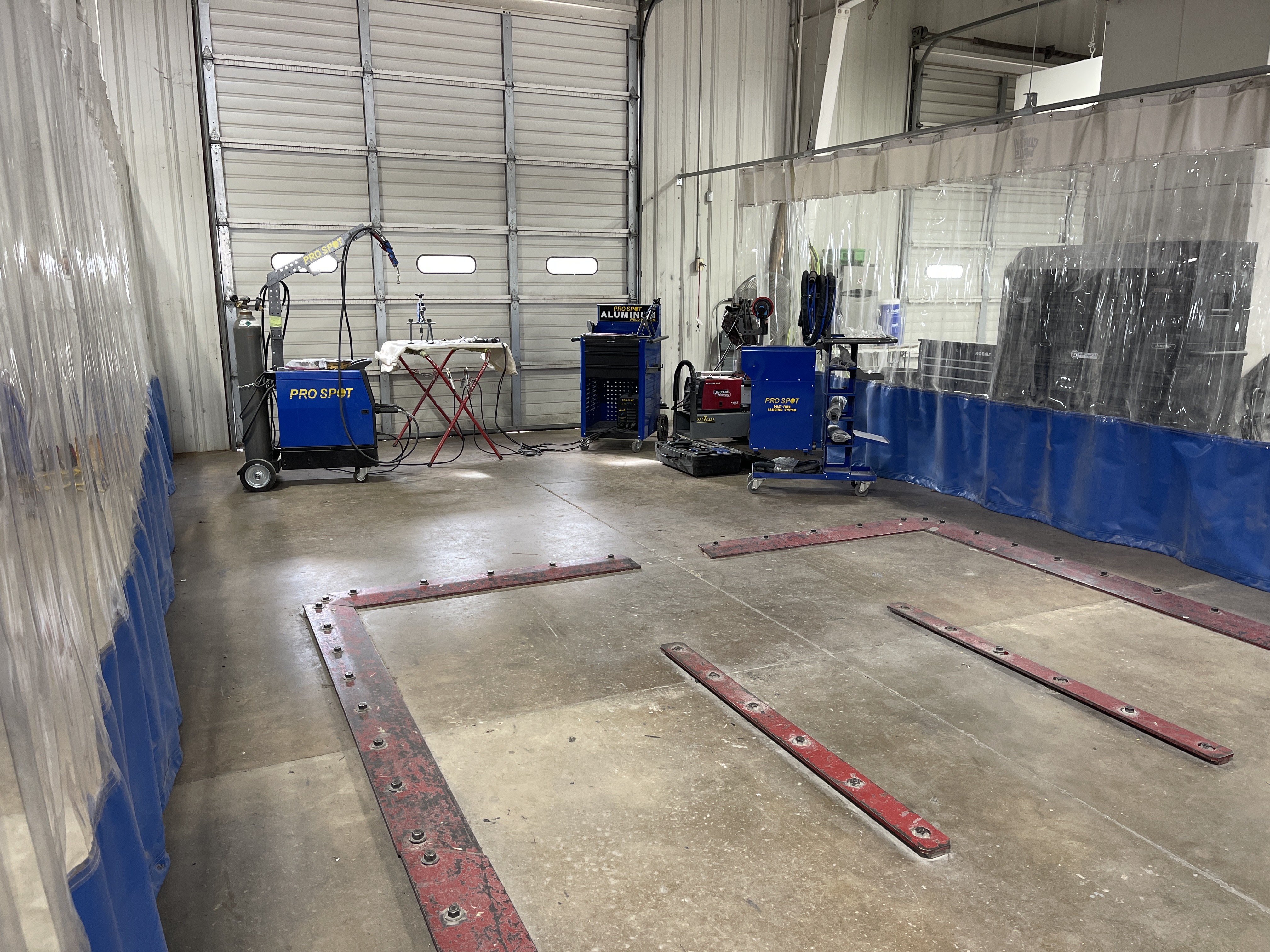 Barnett's Body Shop - Flowood gallery 3
