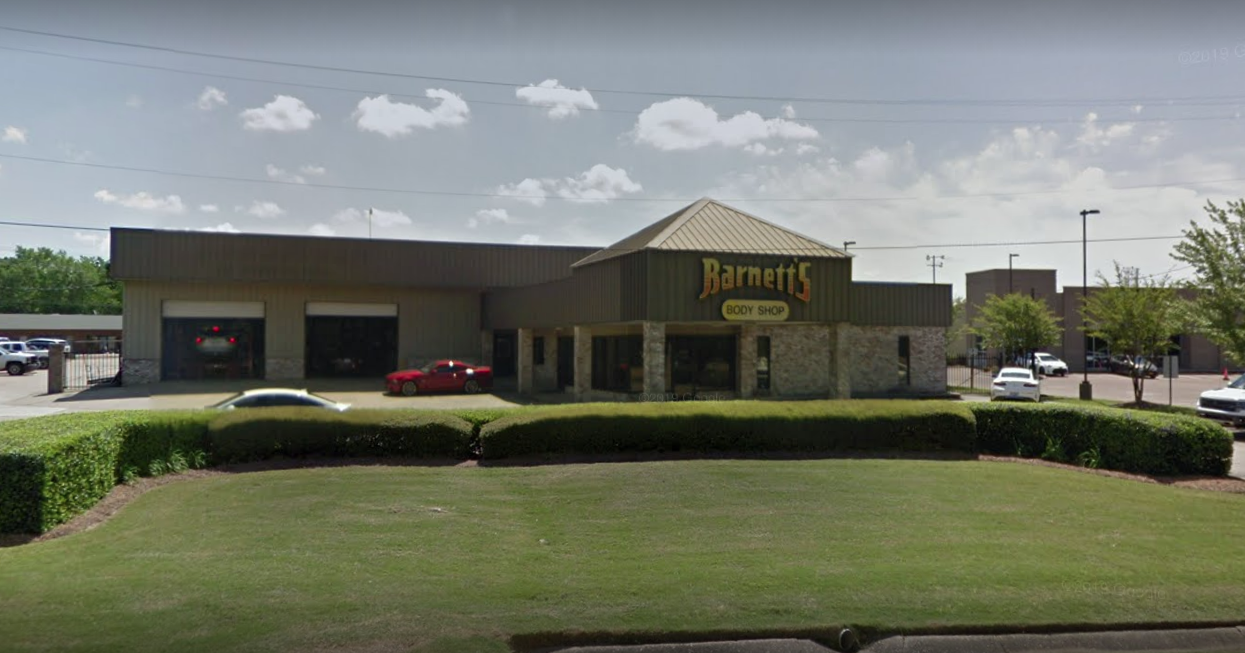 Barnett's Body Shop - Ridgeland gallery 1