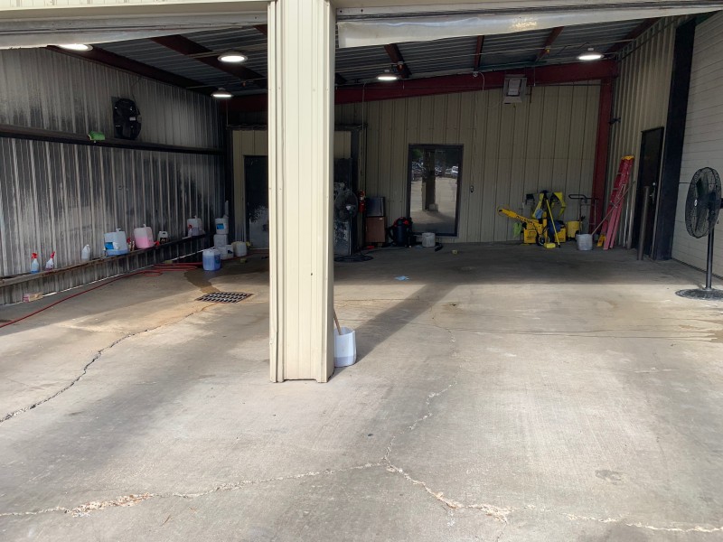 Barnett's Body Shop - Ridgeland gallery 3