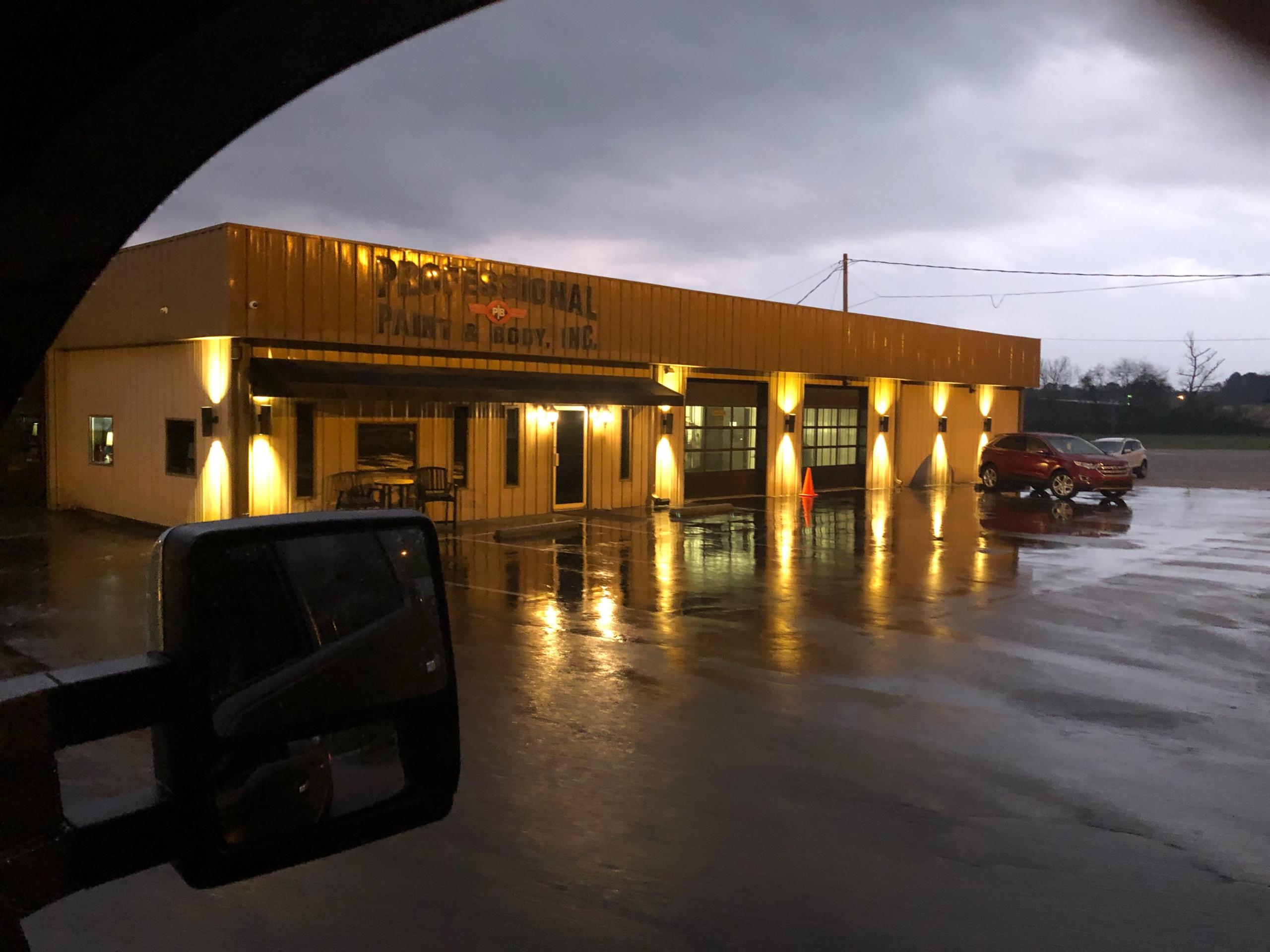 Professional Paint & Body Inc gallery 1
