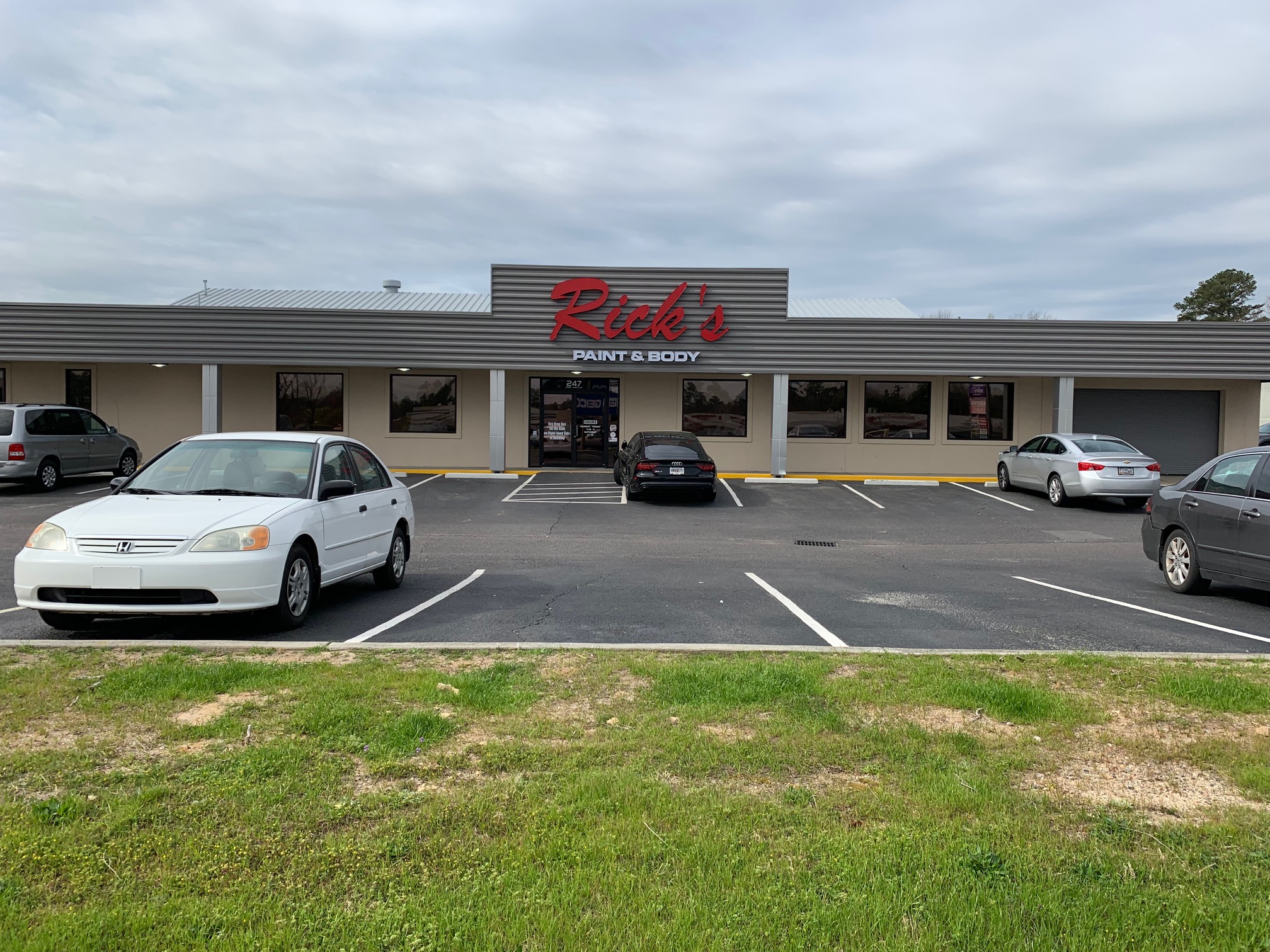 Rick's Paint & Body Shop Inc