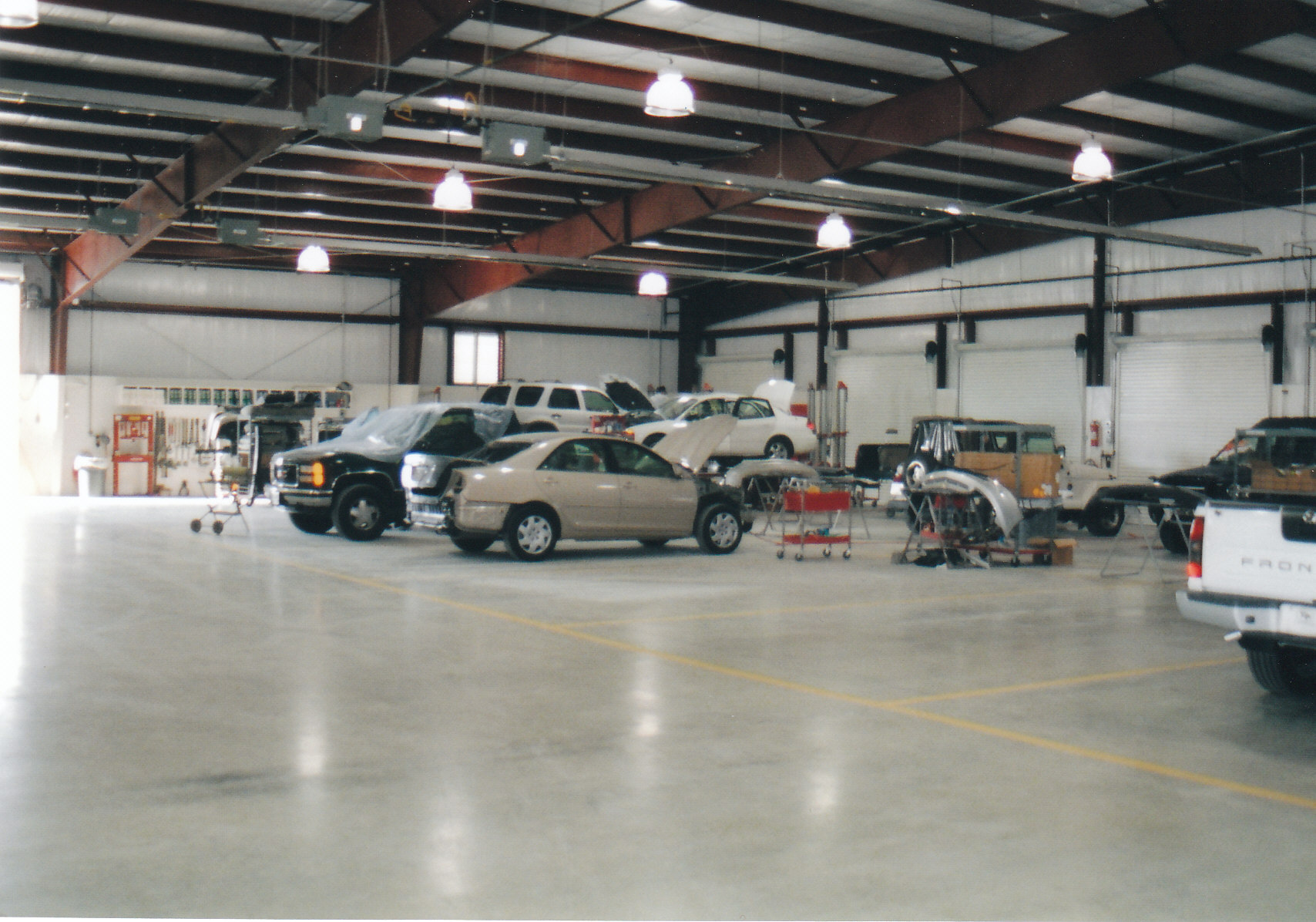 Babb's Body Shop gallery 3