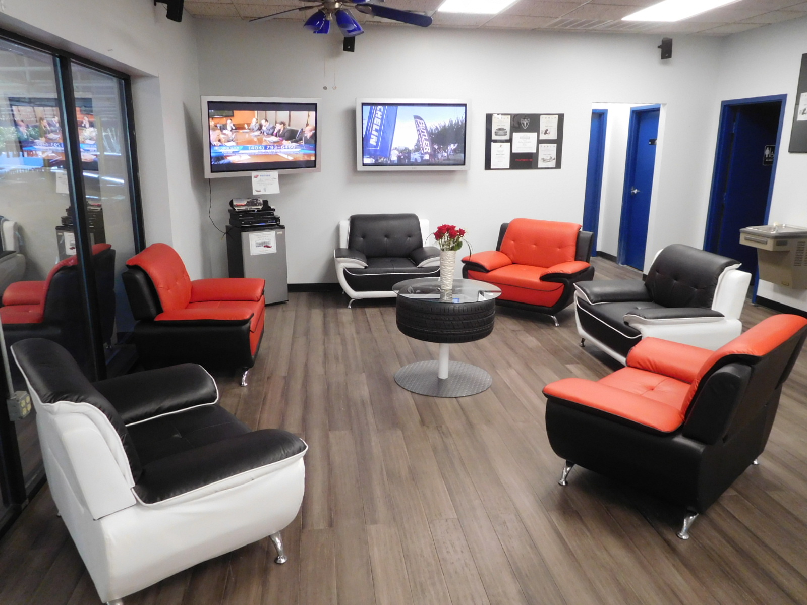 Magnum Collision Center gallery 1