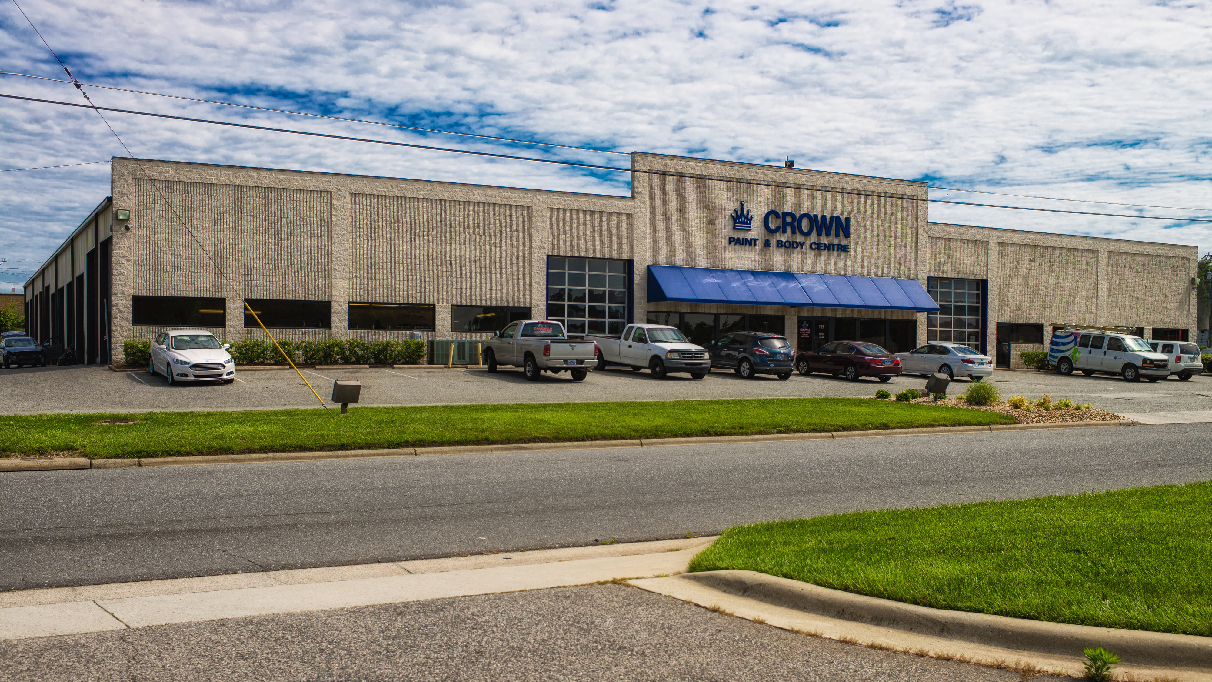 Greensboro Collision Center gallery 1