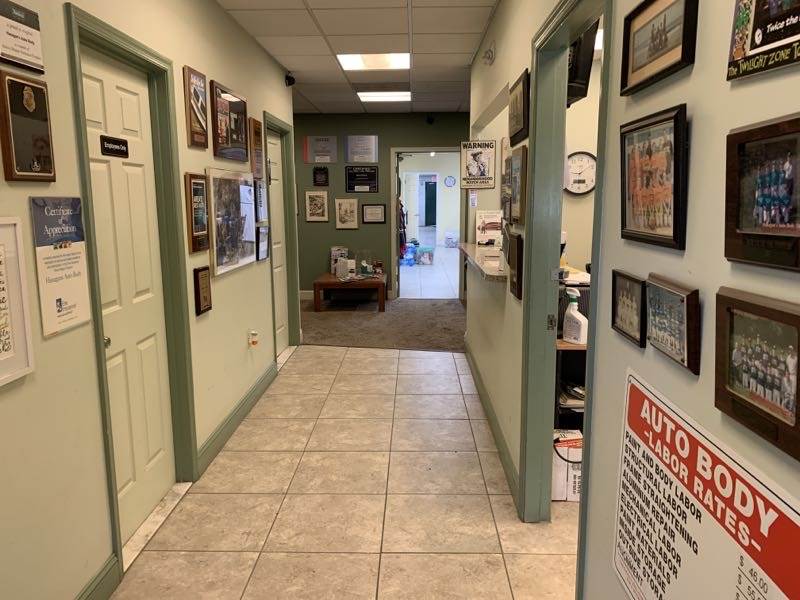 Hanagan's Auto Body, Inc. gallery 5
