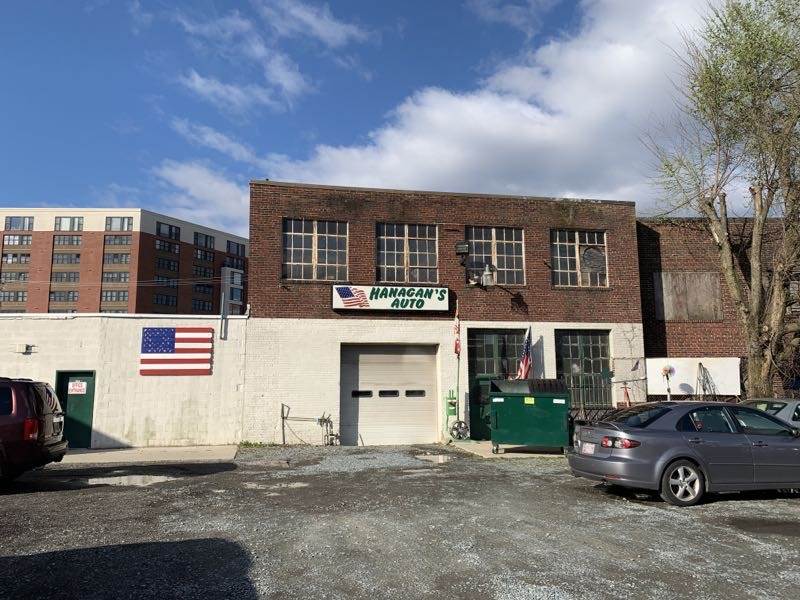 Hanagan's Auto Body, Inc. gallery 6
