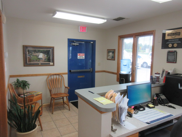 B & S Auto Body Inc gallery 2
