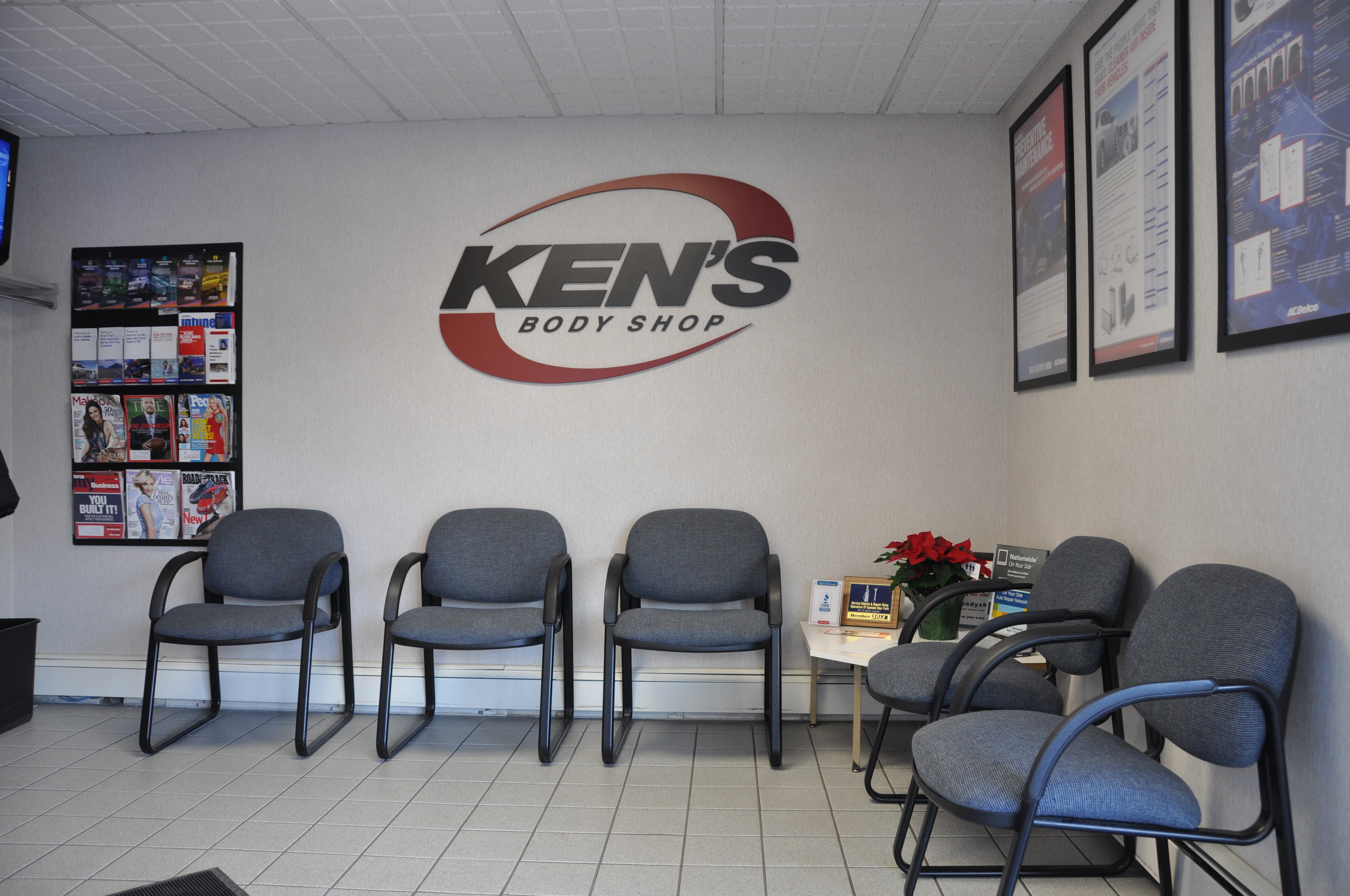 Ken's Body Shop Inc gallery 2