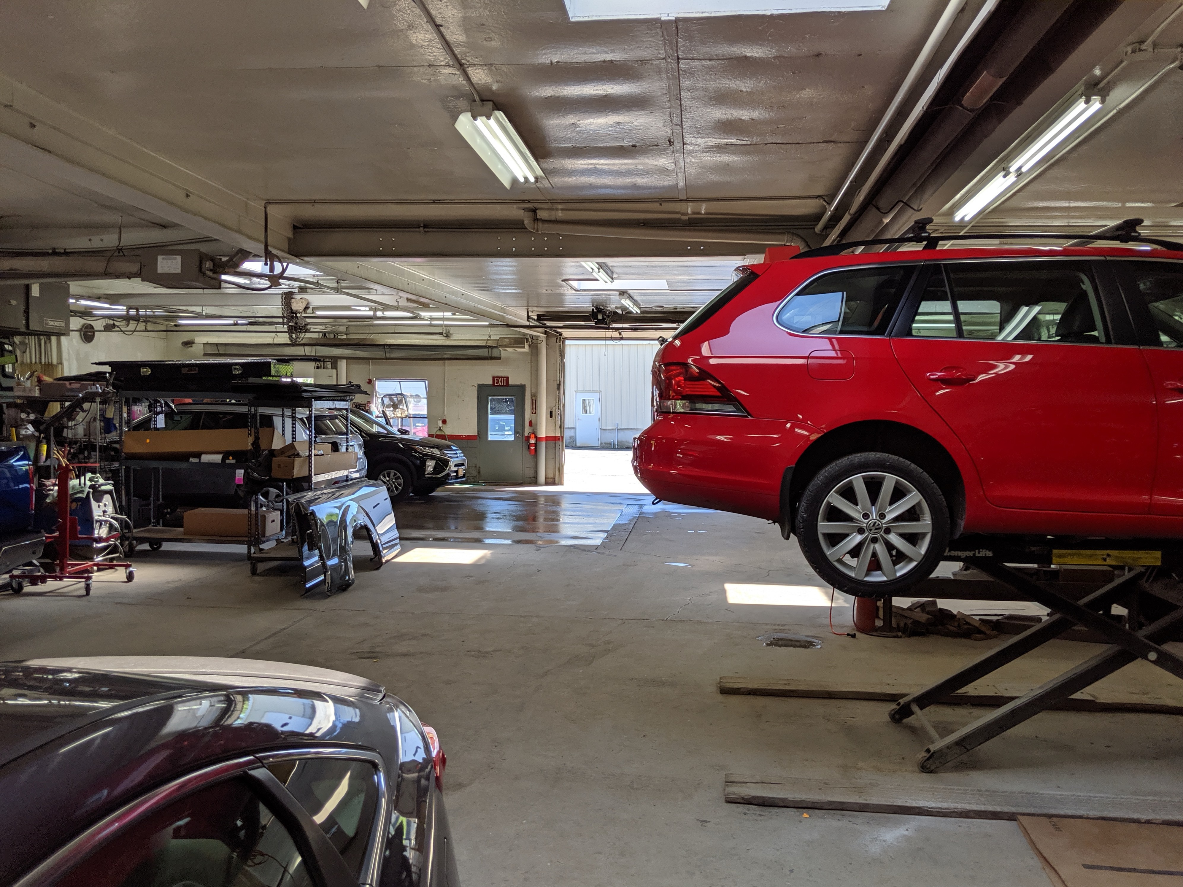 Ken's Body Shop Inc gallery 4