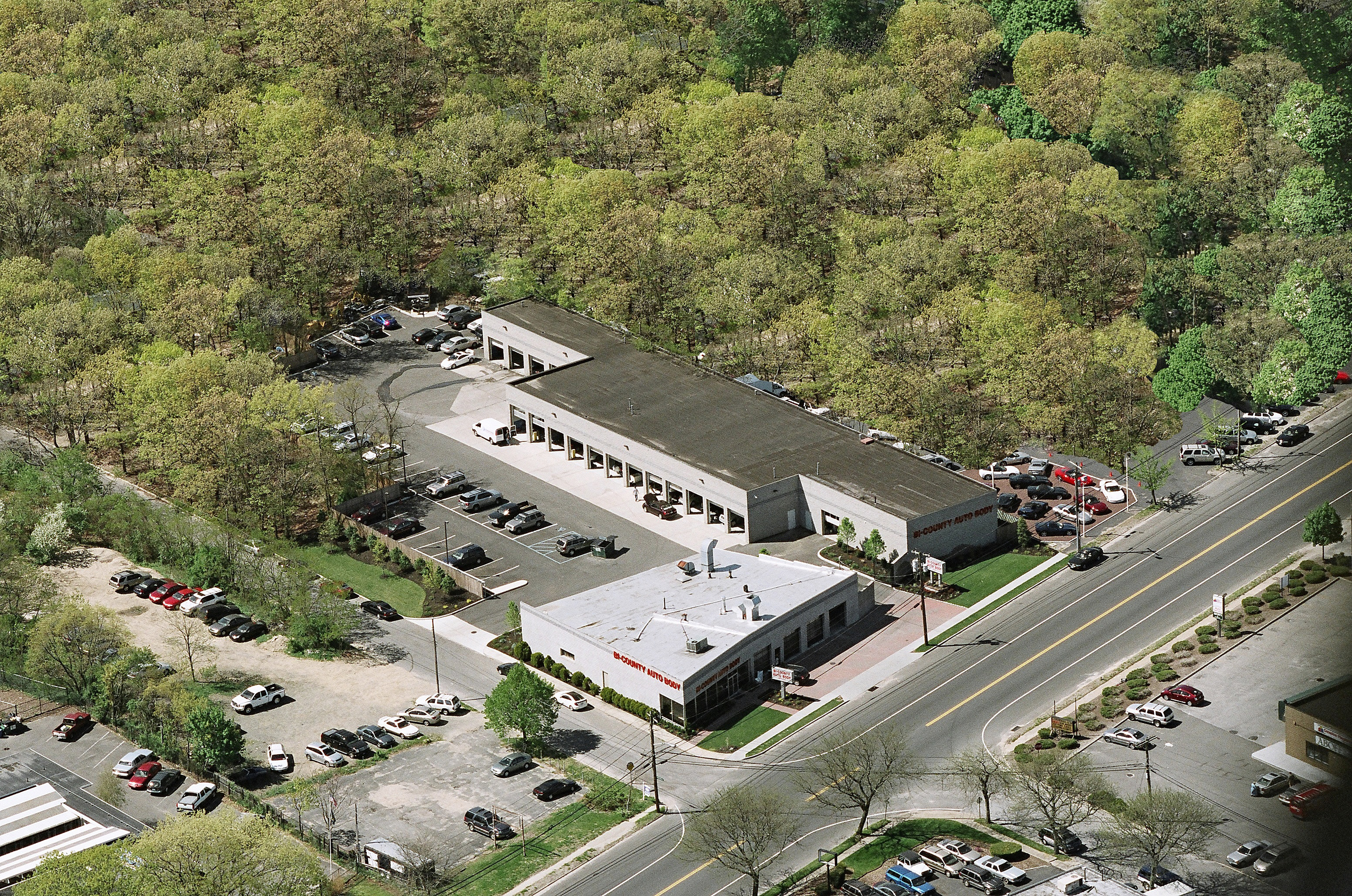Bi-County Auto Body gallery 4