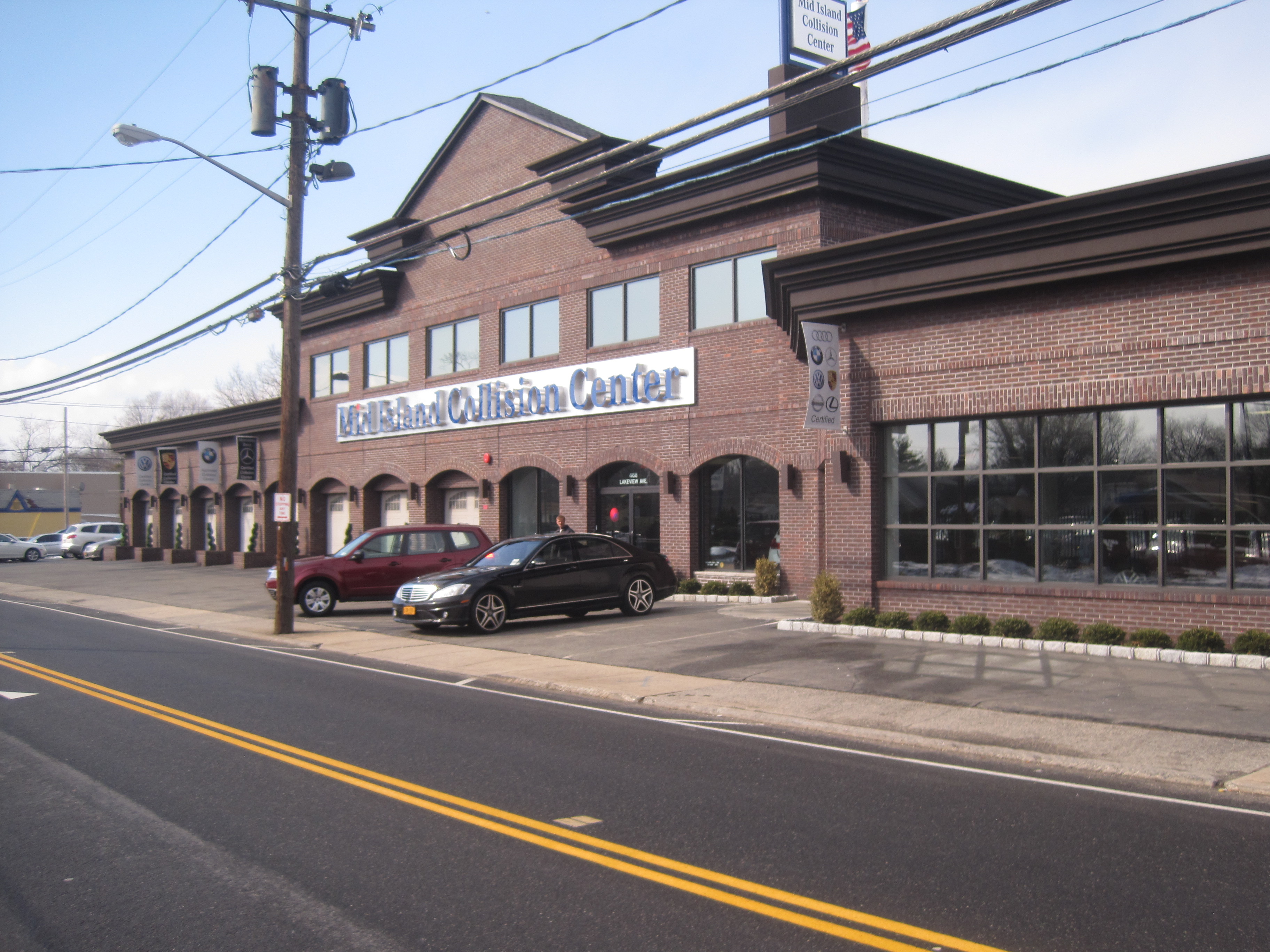 Mid Island Collision gallery 1
