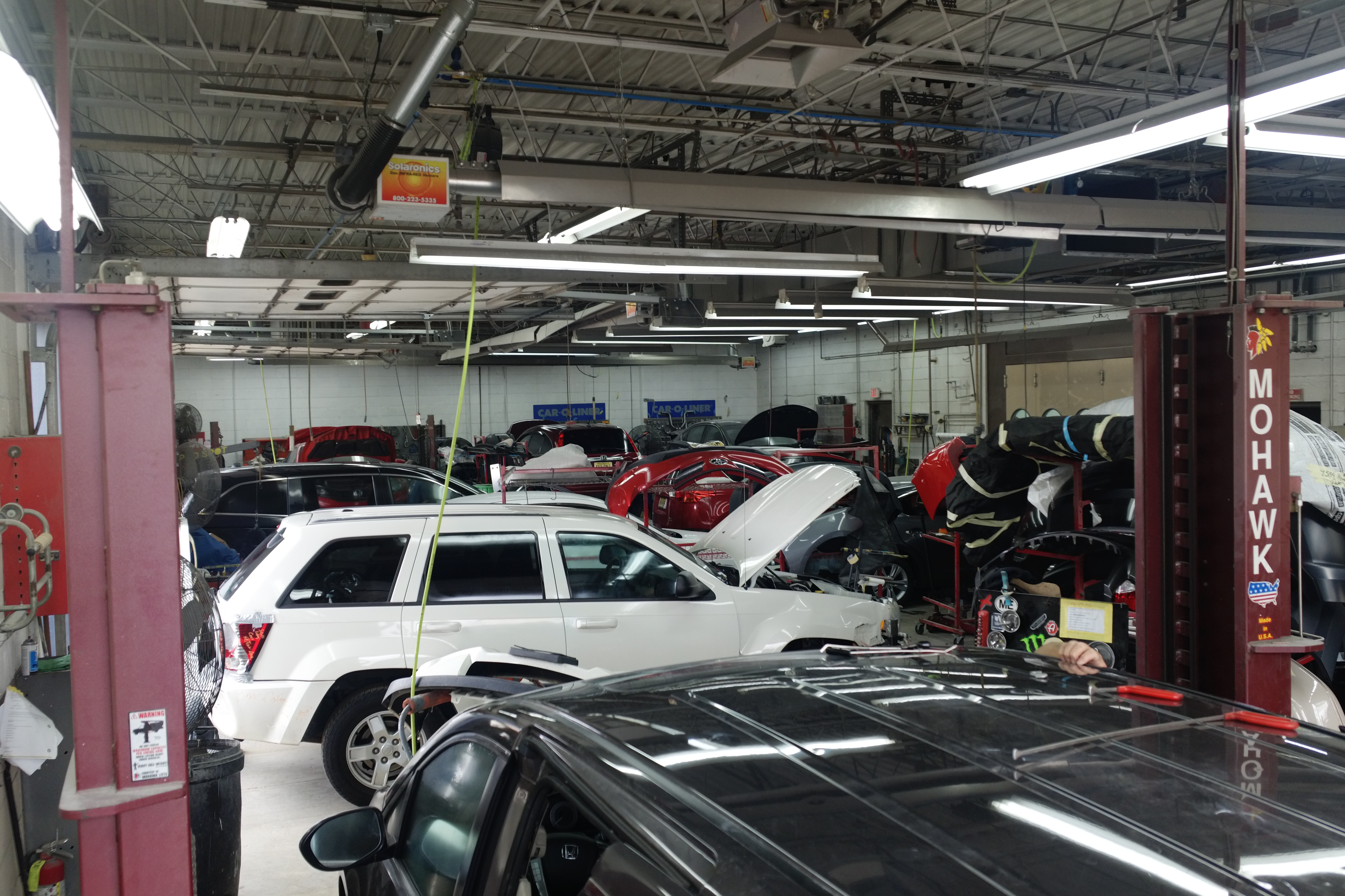 V & F Auto Body of Keyport gallery 3