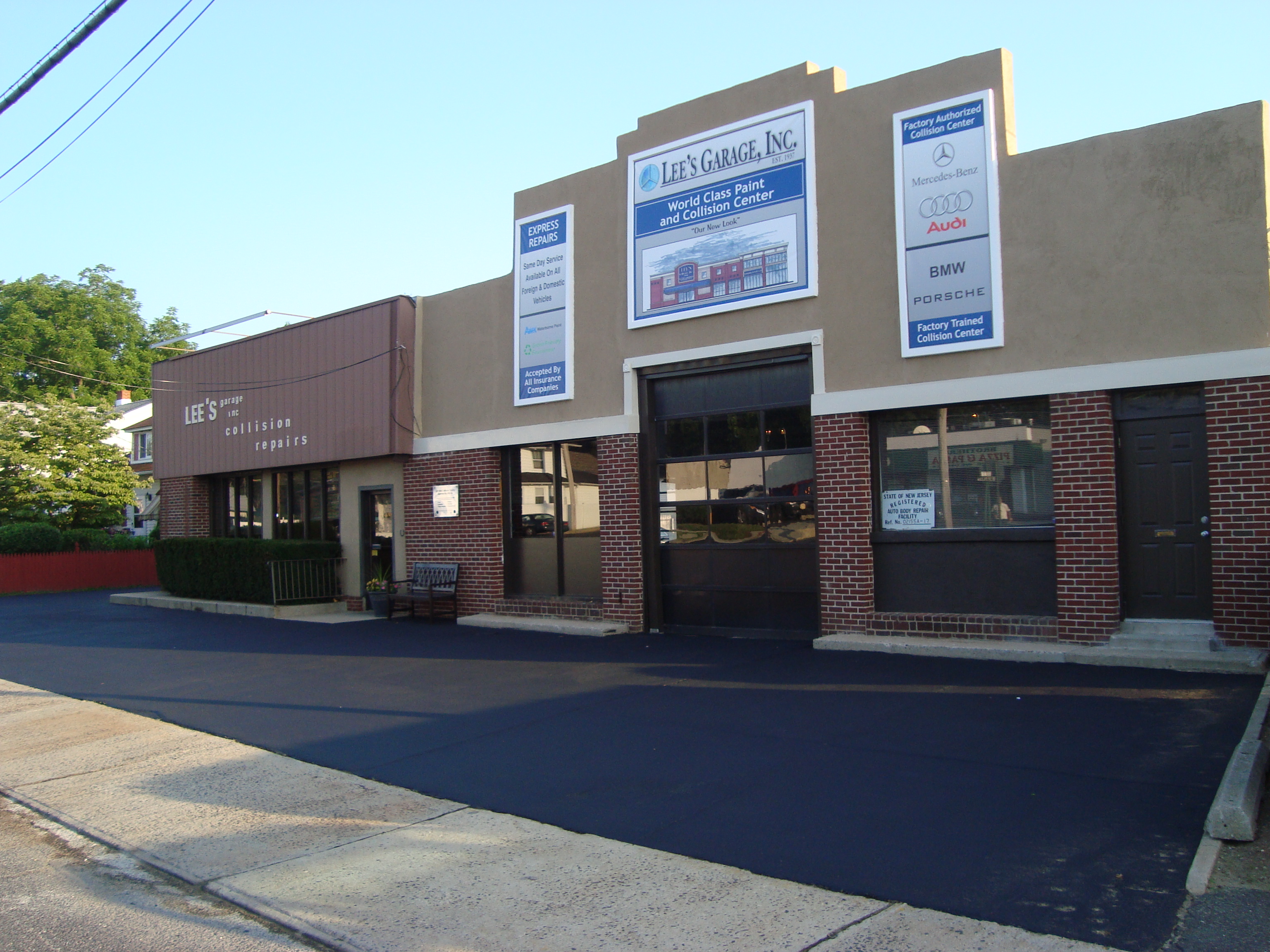 Lee's Garage Inc gallery 1