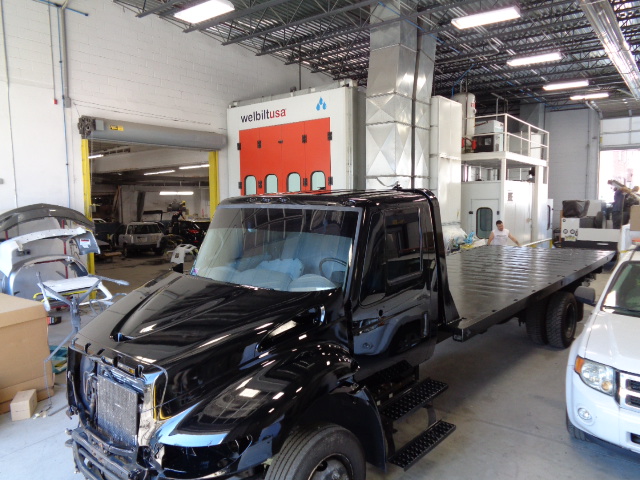 Lusamer Auto Body Corp gallery 6