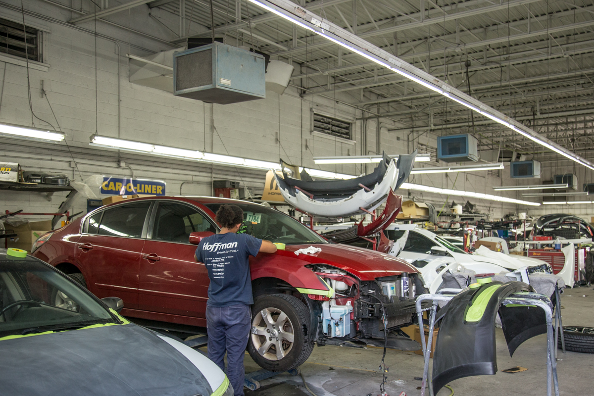 Hoffman Collision Center - Hartford gallery 5