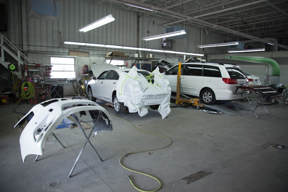 Hoffman Collision Center - Hartford gallery 7