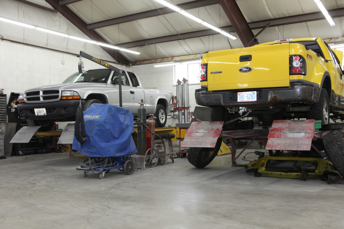 Michaud Auto Body, Inc gallery 7