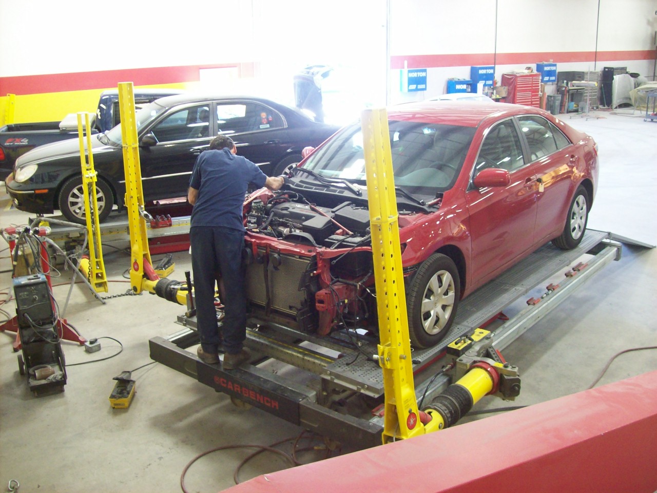 Carl's Collision Center, Inc gallery 3