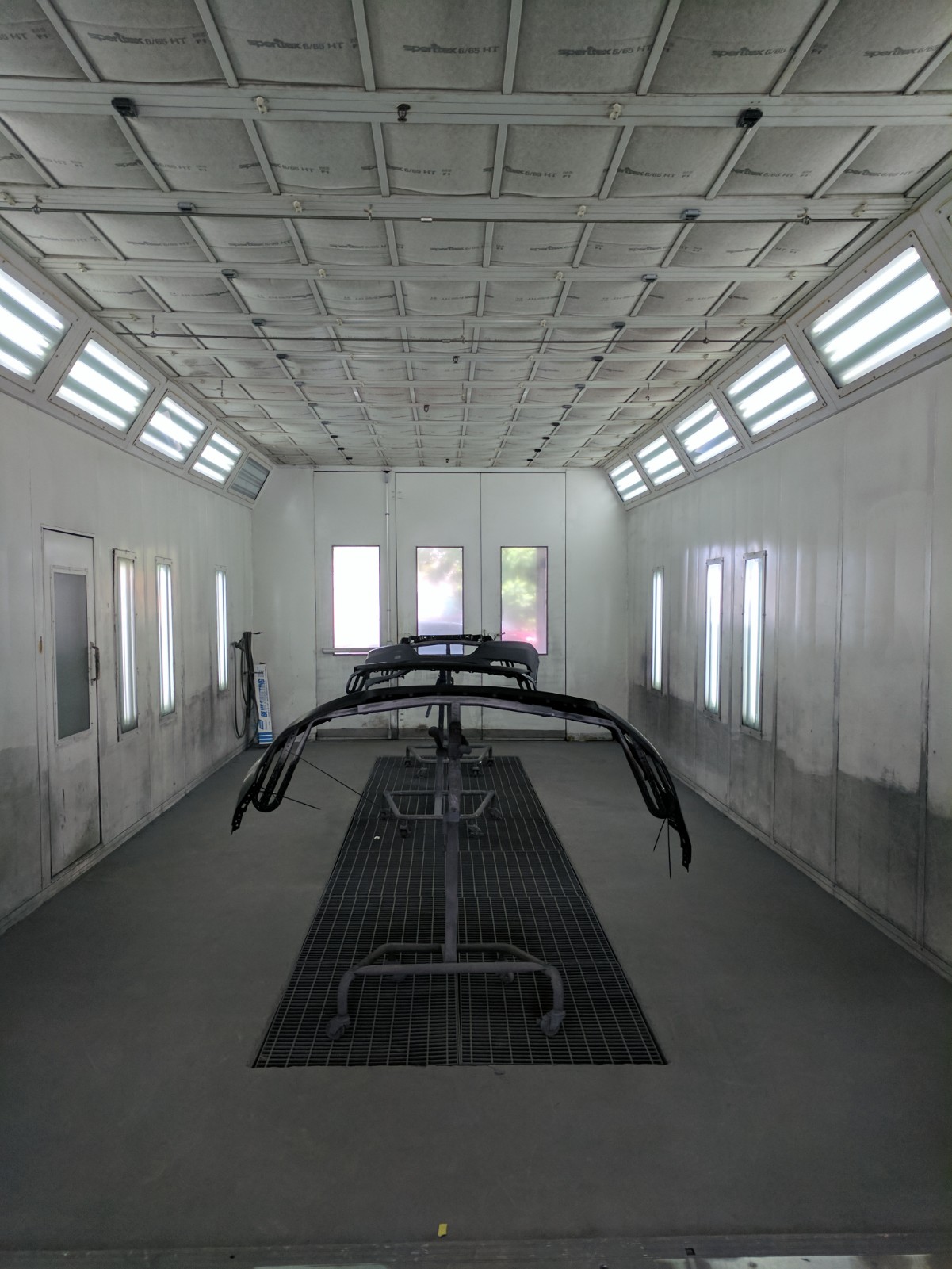 Auto Body Clinic - Beverly gallery 3