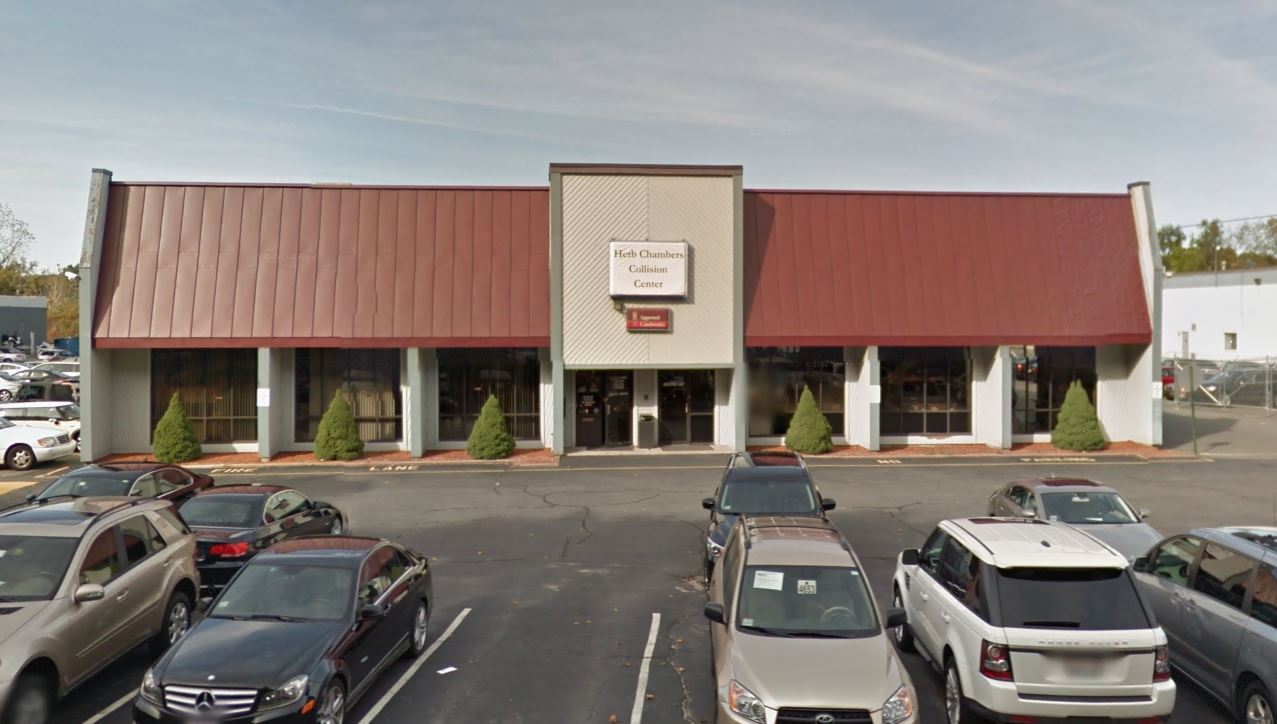 Herb Chambers Collision Center - Holliston gallery 1